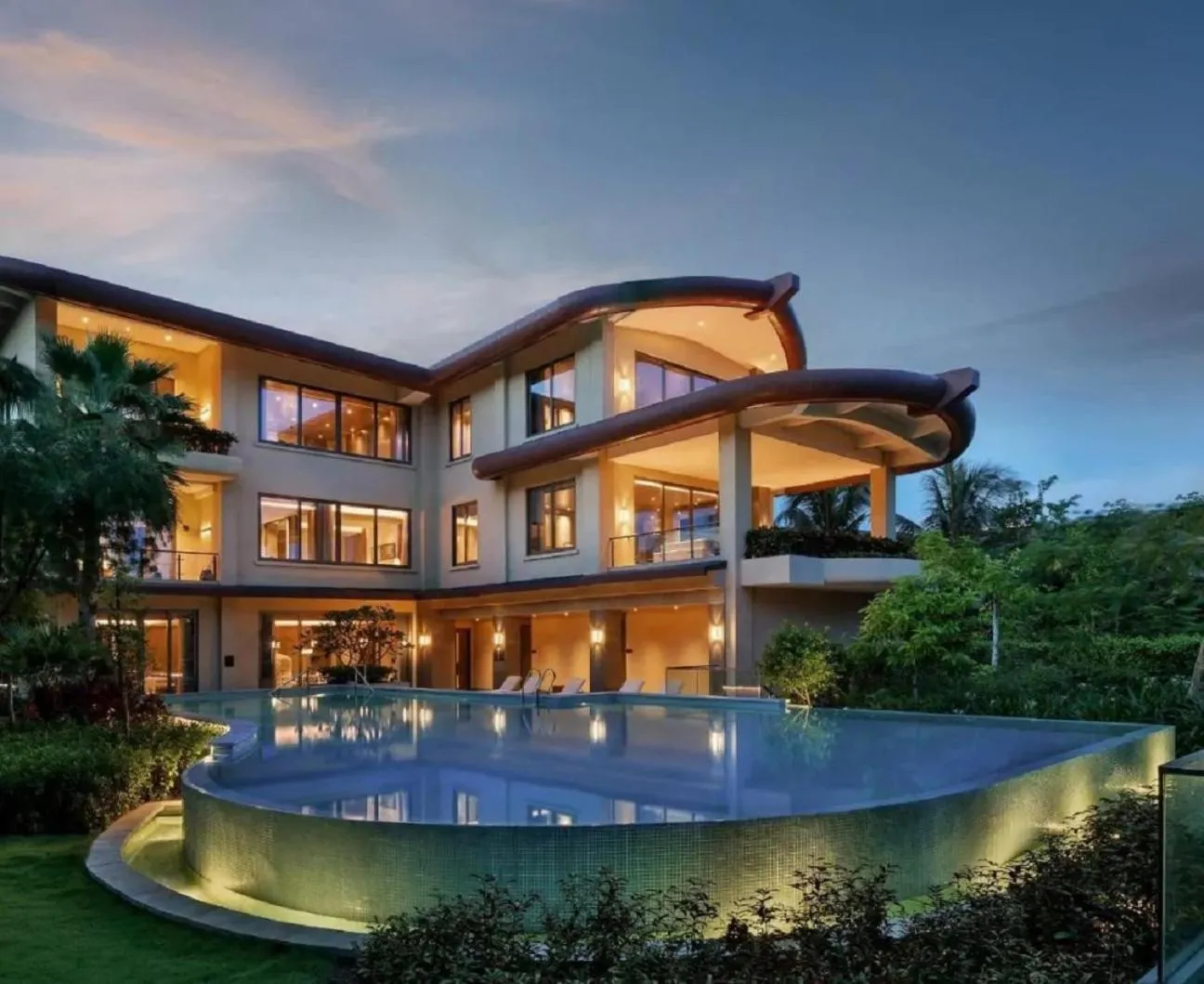 Property building in The Westin Shimei Bay Resort