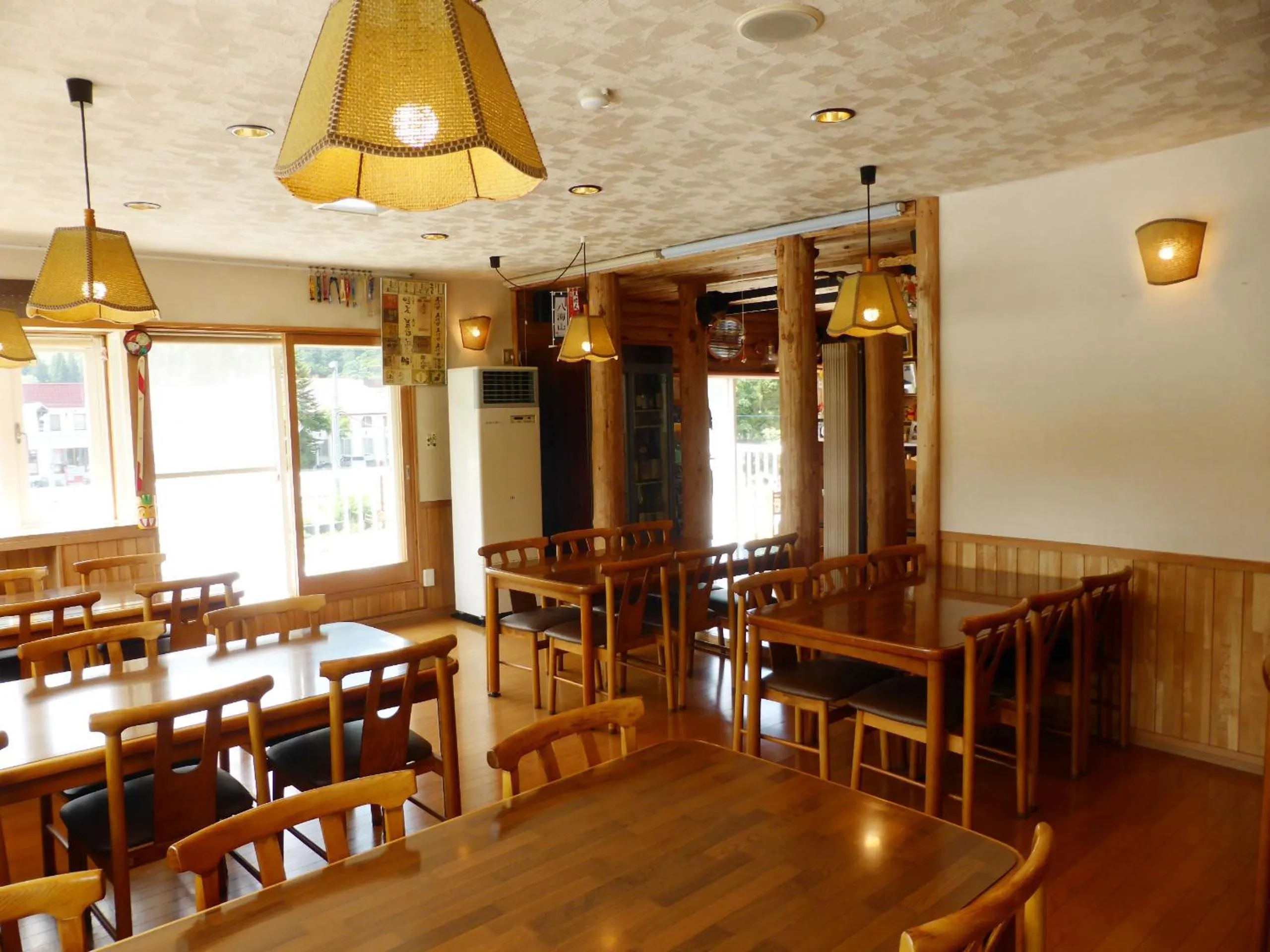 Restaurant/places to eat in 神楽ハウス