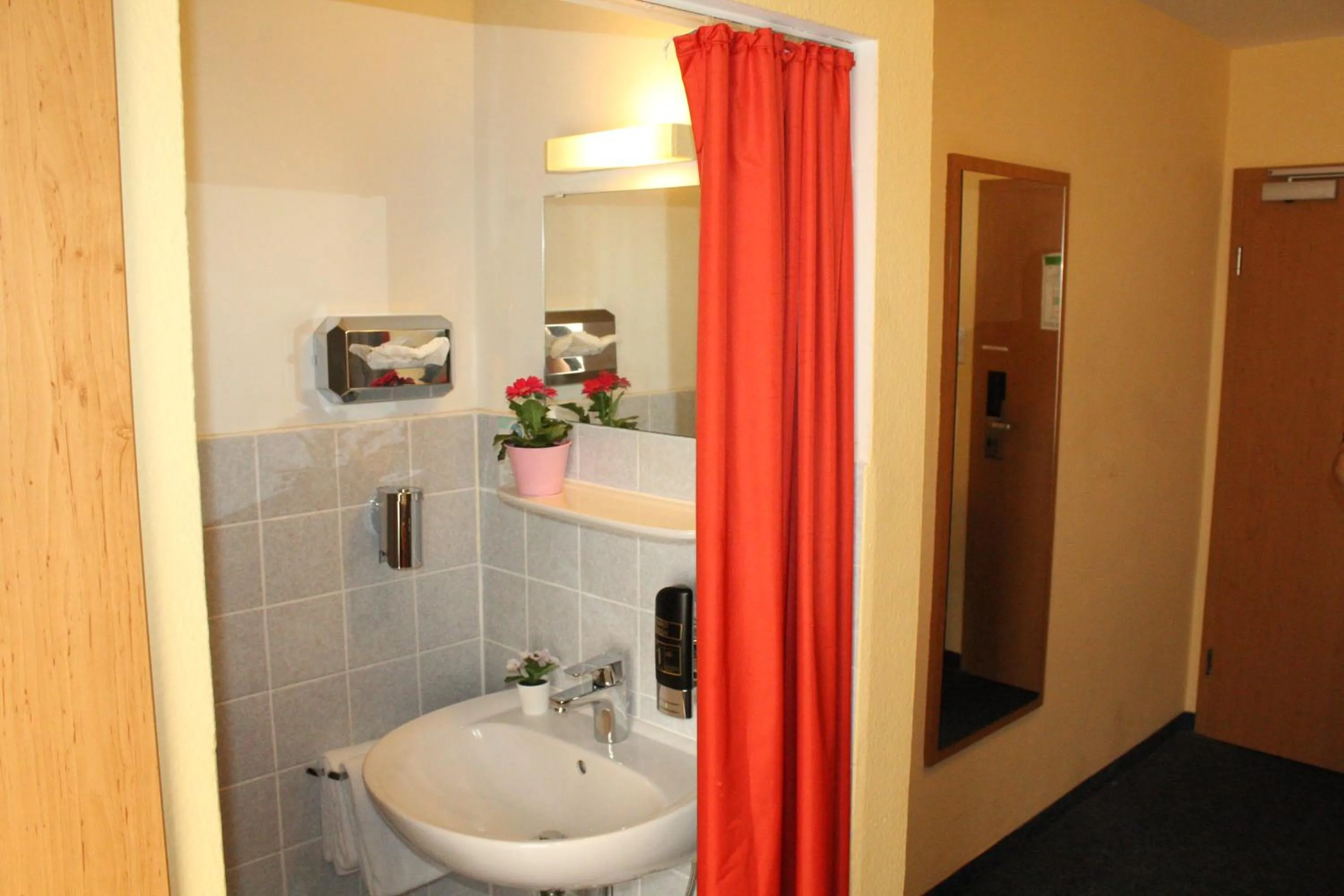 Bathroom in Hotel Austria Stuttgart-City