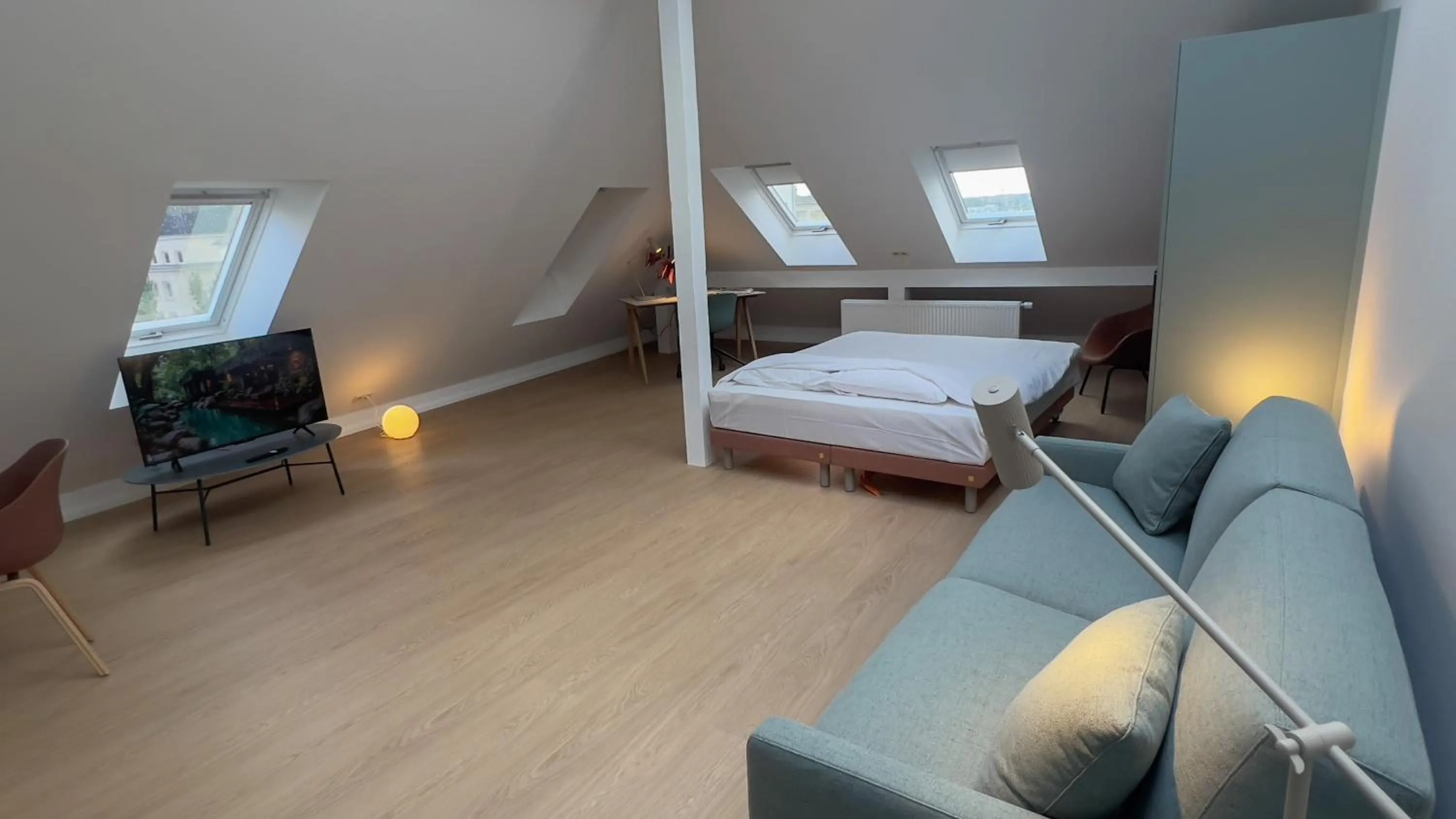 Bed in Key Inn Appart Hotel Belair