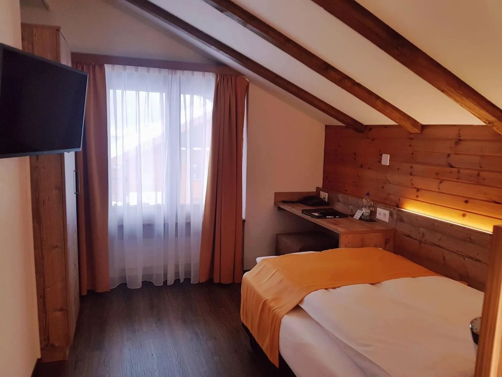 Bed in Hotel Taescherhof