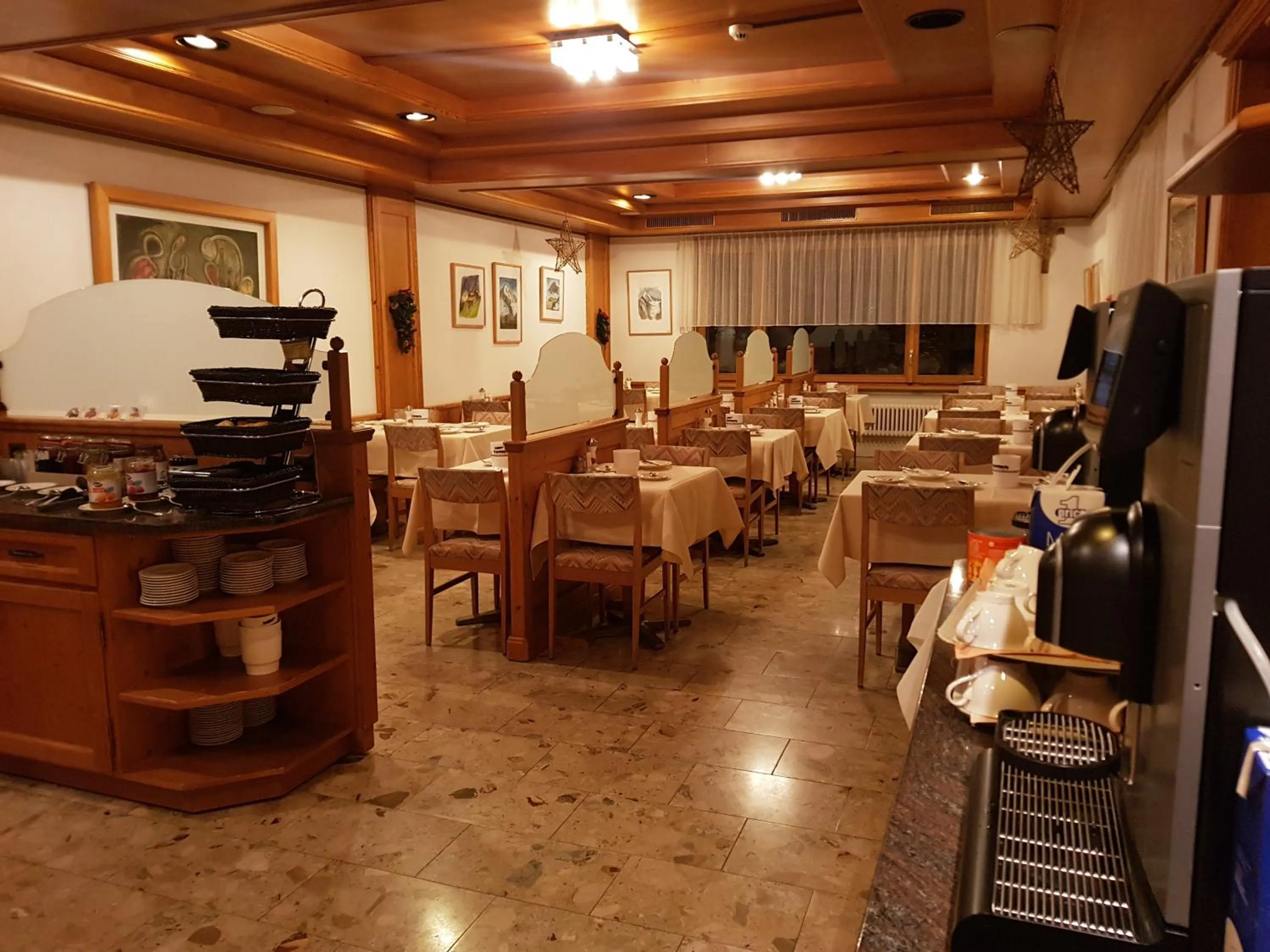 Breakfast in Hotel Taescherhof