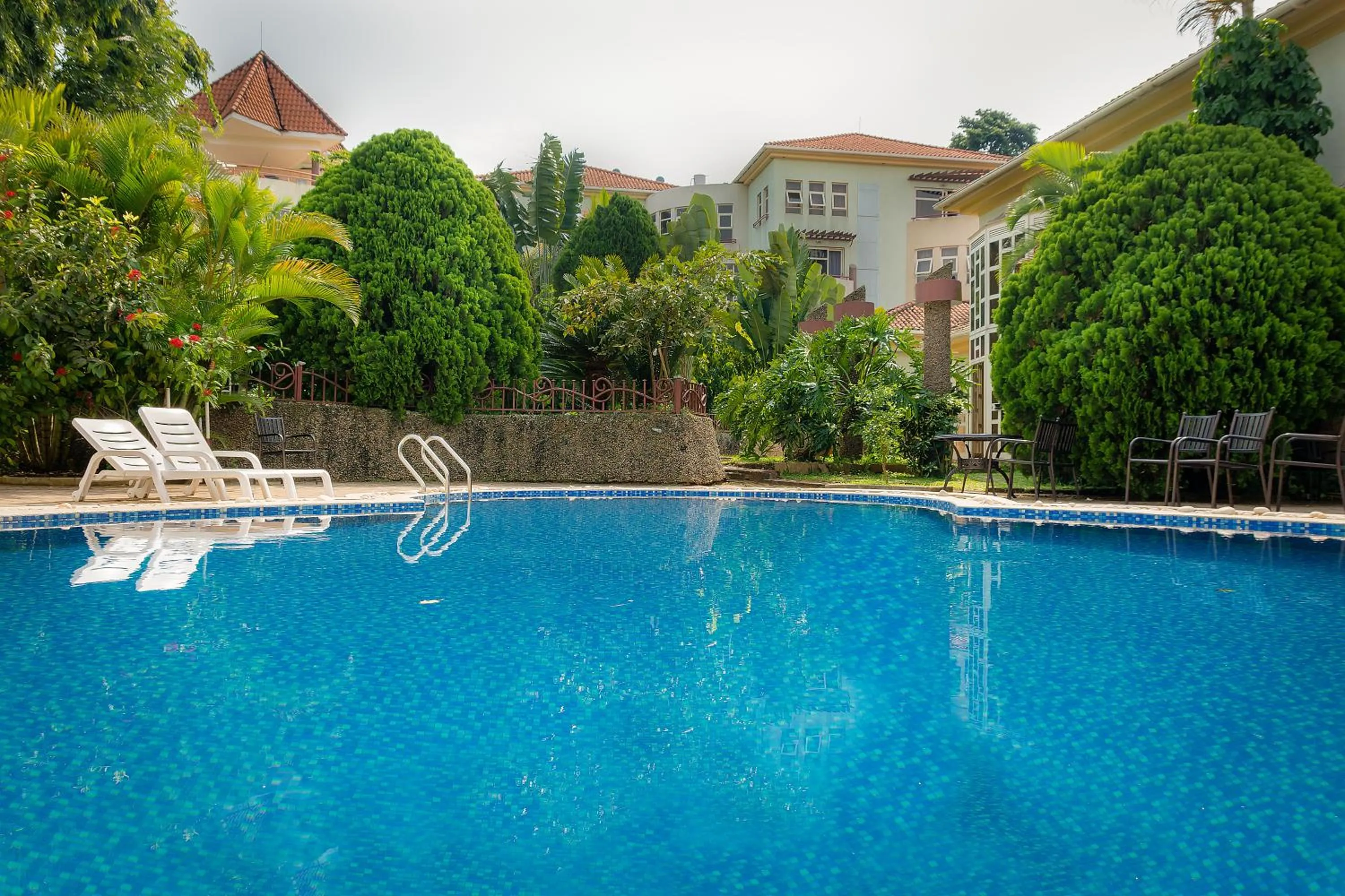 Garden in Imperial Heights Hotel, Entebbe