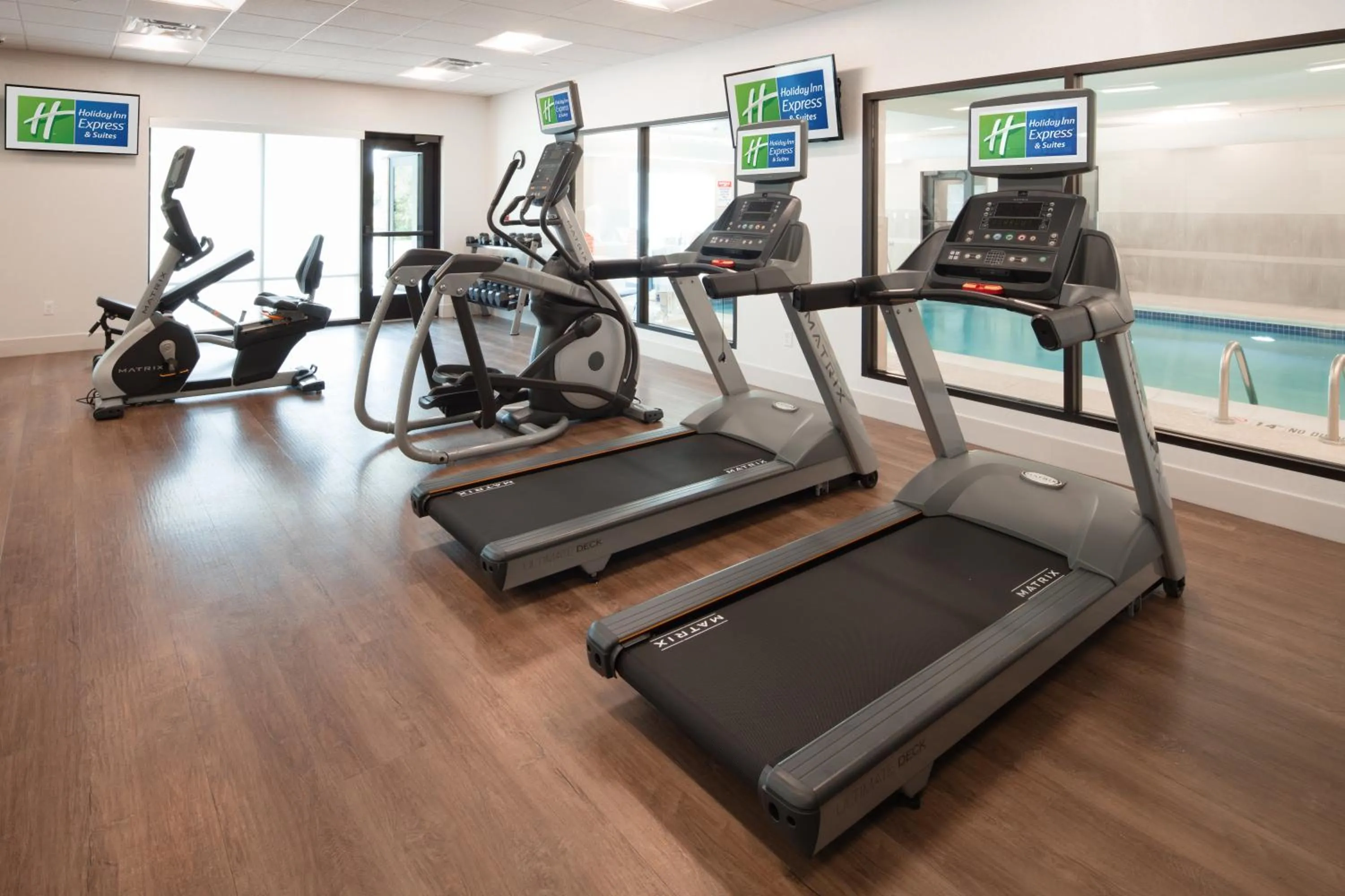 Fitness centre/facilities in Holiday Inn Express East Peoria - Riverfront by IHG