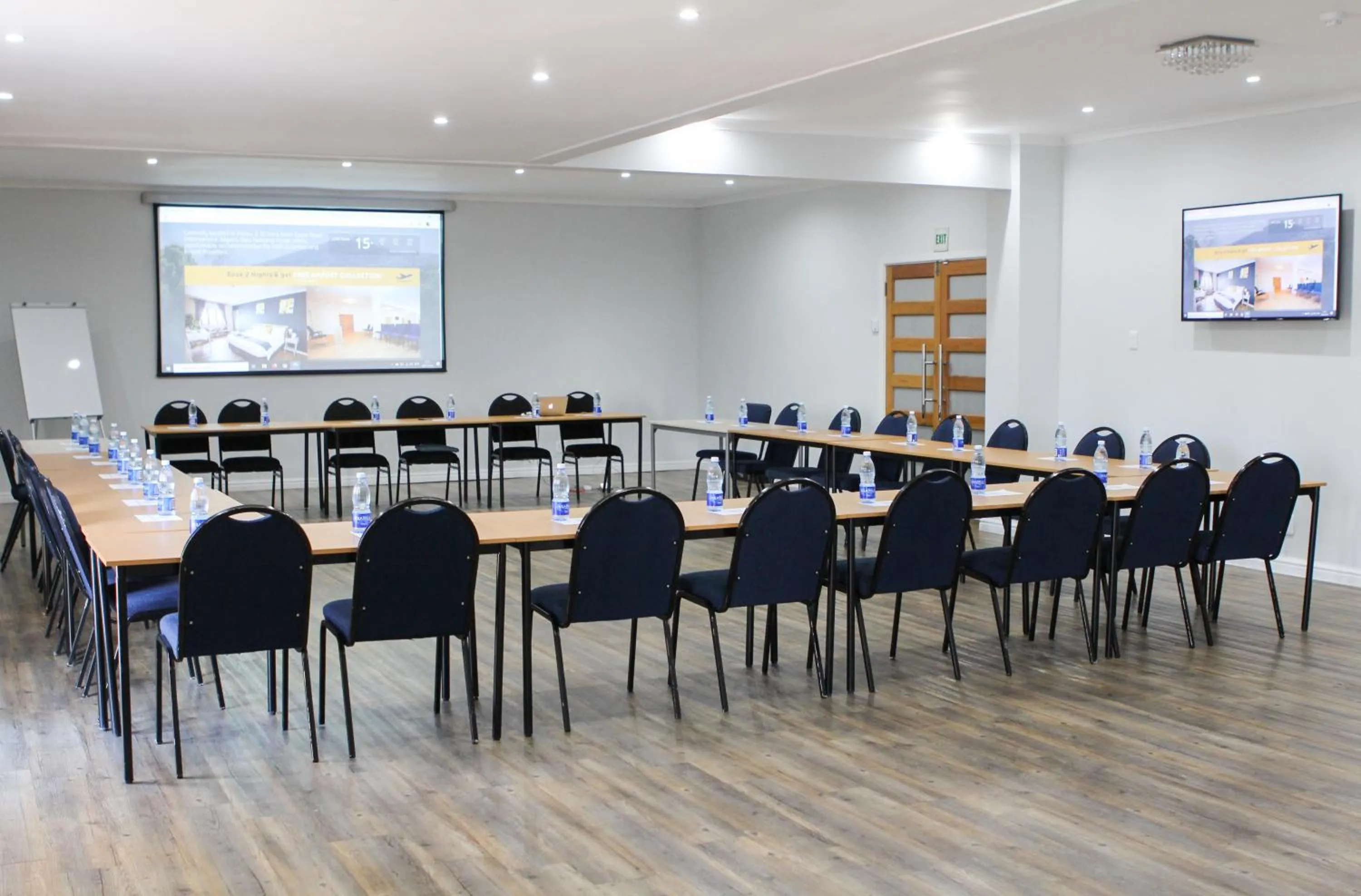 Meeting/conference room in New National Hotel and Conference
