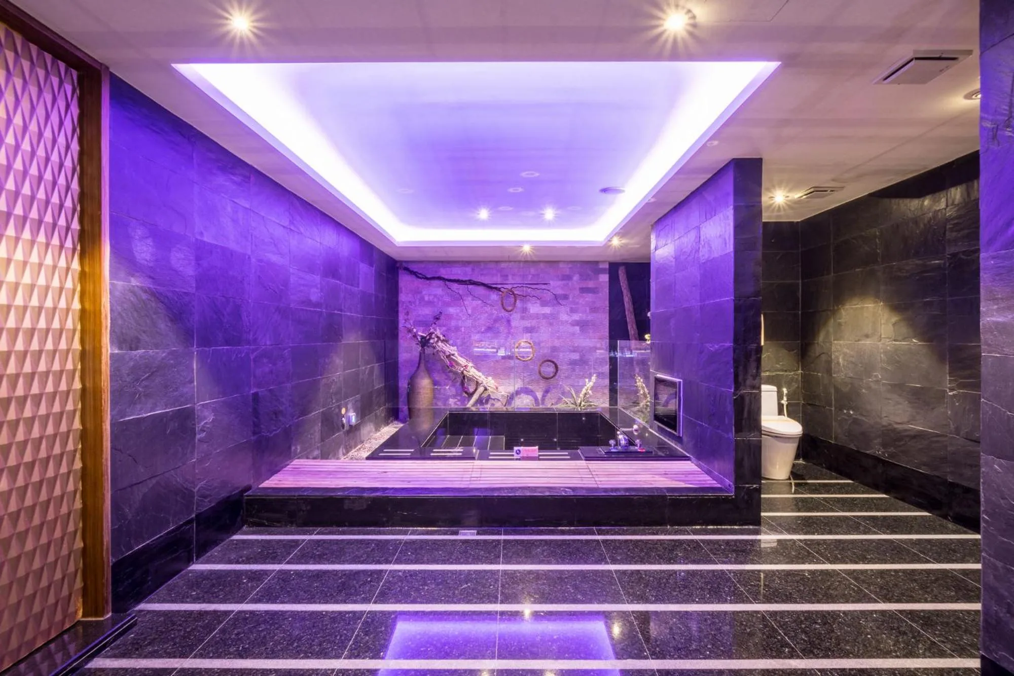 Toilet in Merry Day Motel Zhonghe Branch