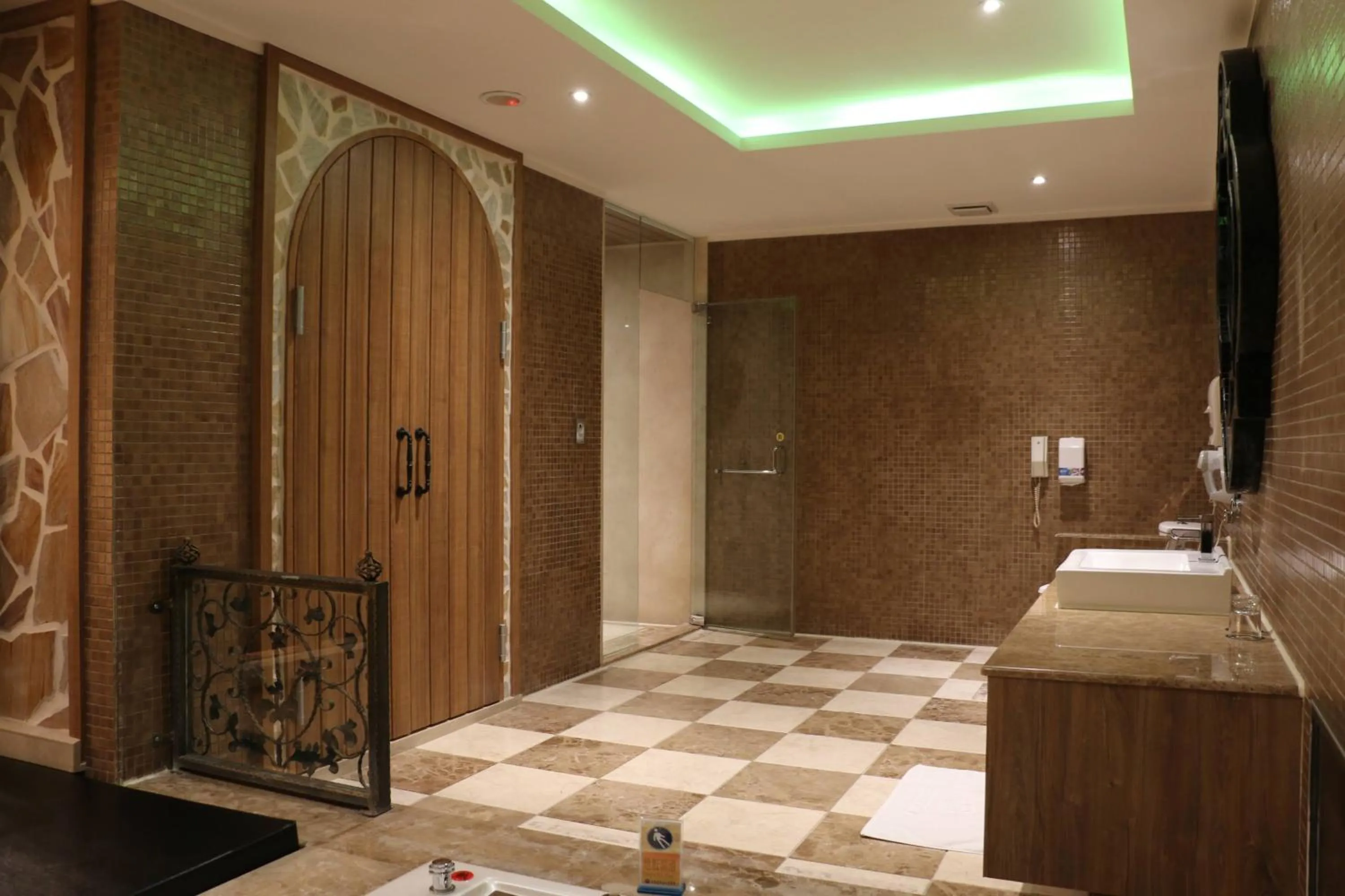 Bathroom in Merry Day Motel Zhonghe Branch