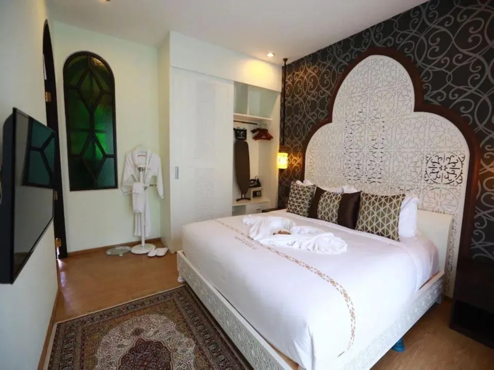 Bed in The Grand Morocc Hotel