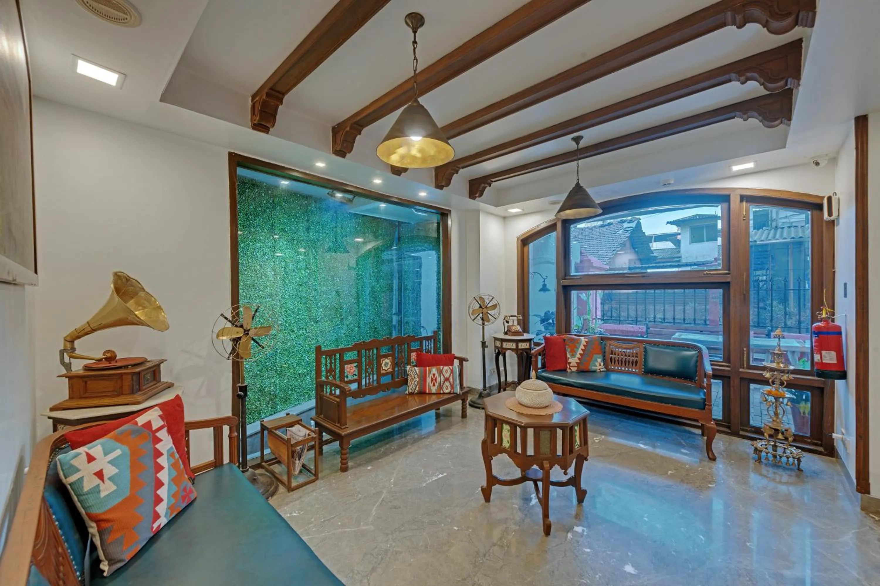 Lobby or reception in Comfort Inn Emerald,Dapoli