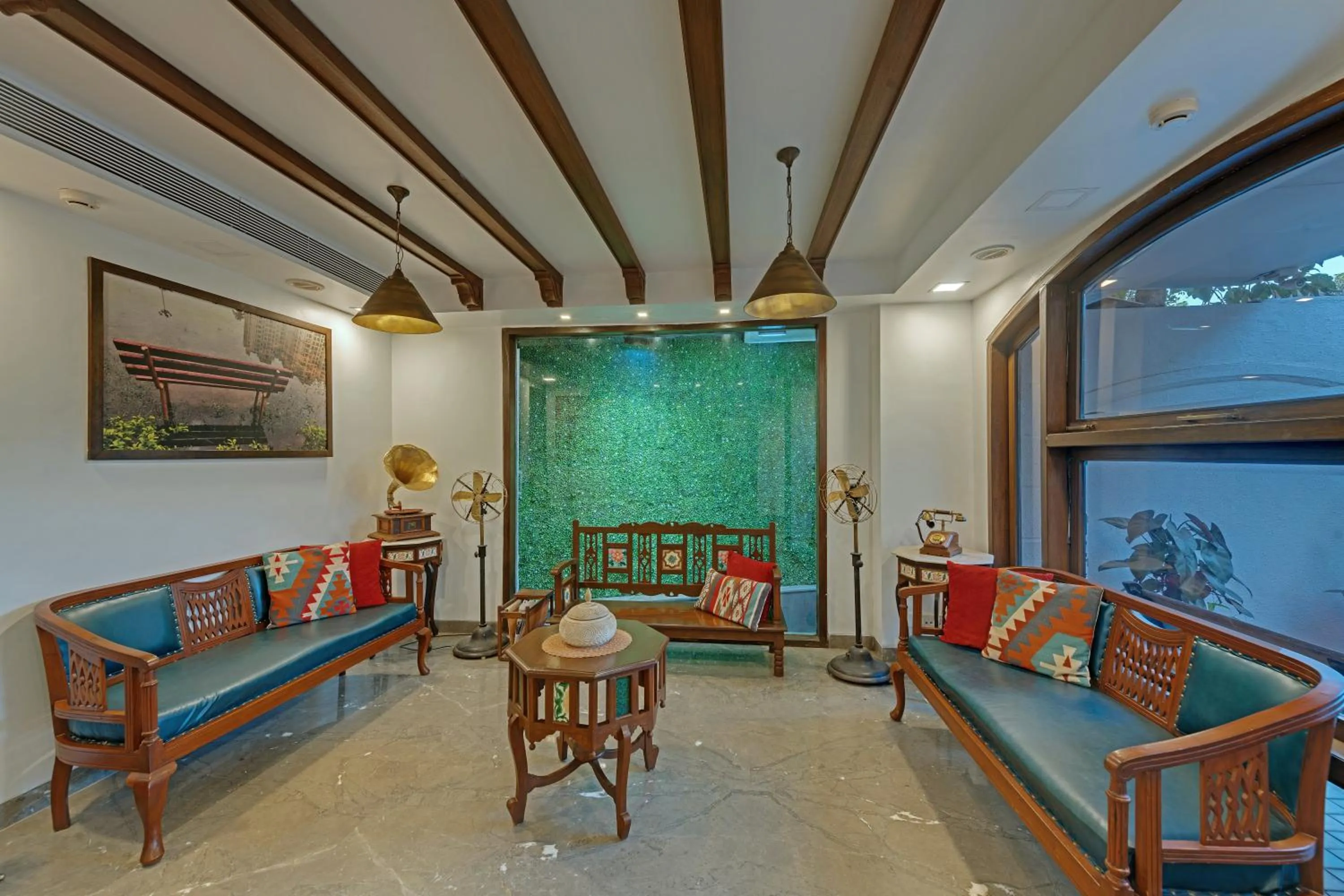 Lobby or reception in Comfort Inn Emerald,Dapoli