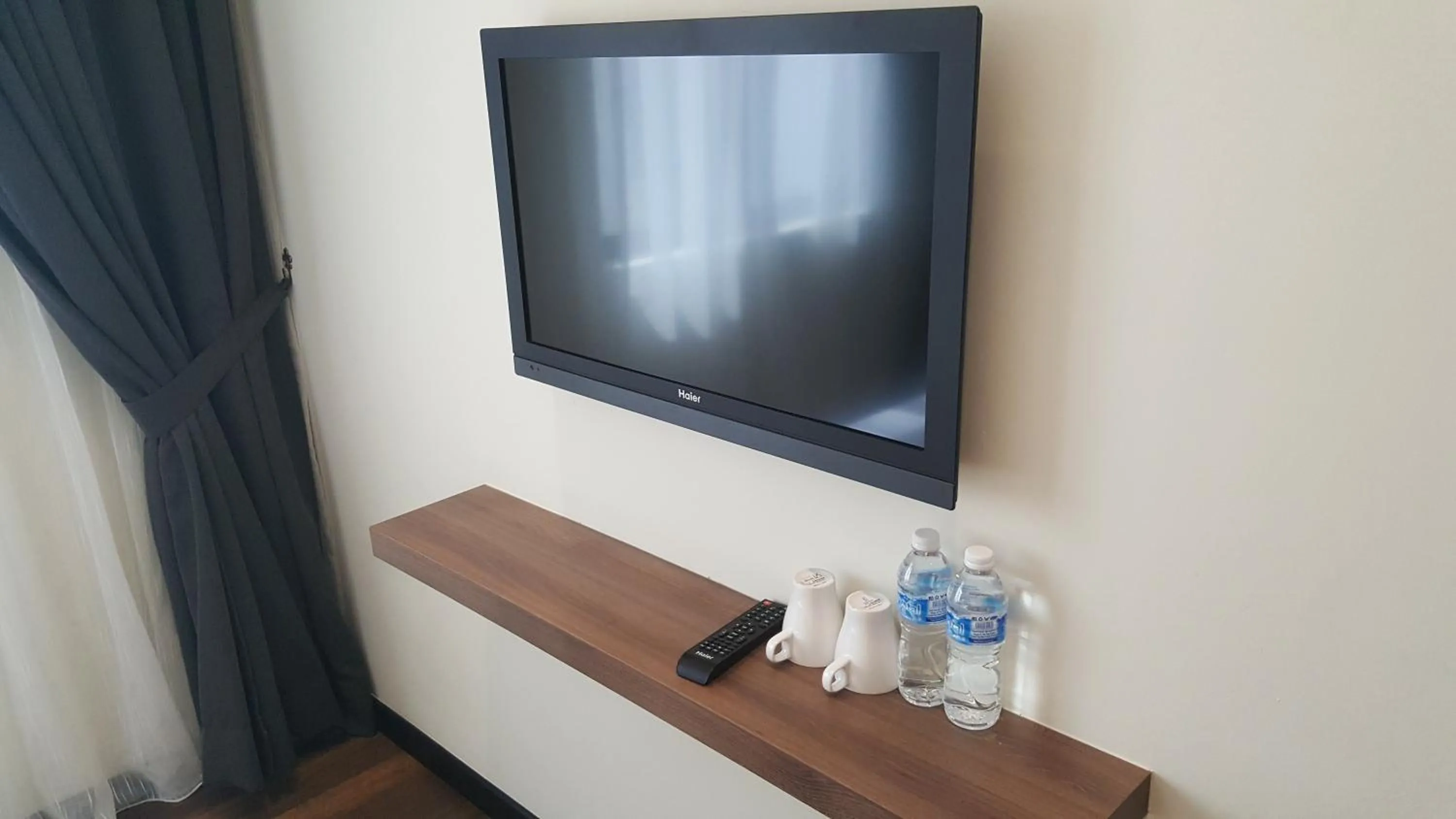 TV and multimedia in 9 Square Hotel - Seri Kembangan