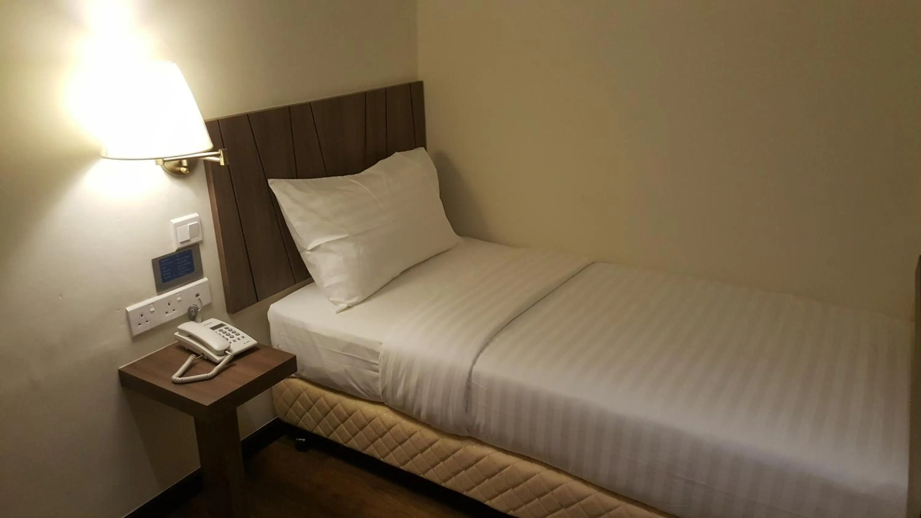 Bed in 9 Square Hotel - Seri Kembangan