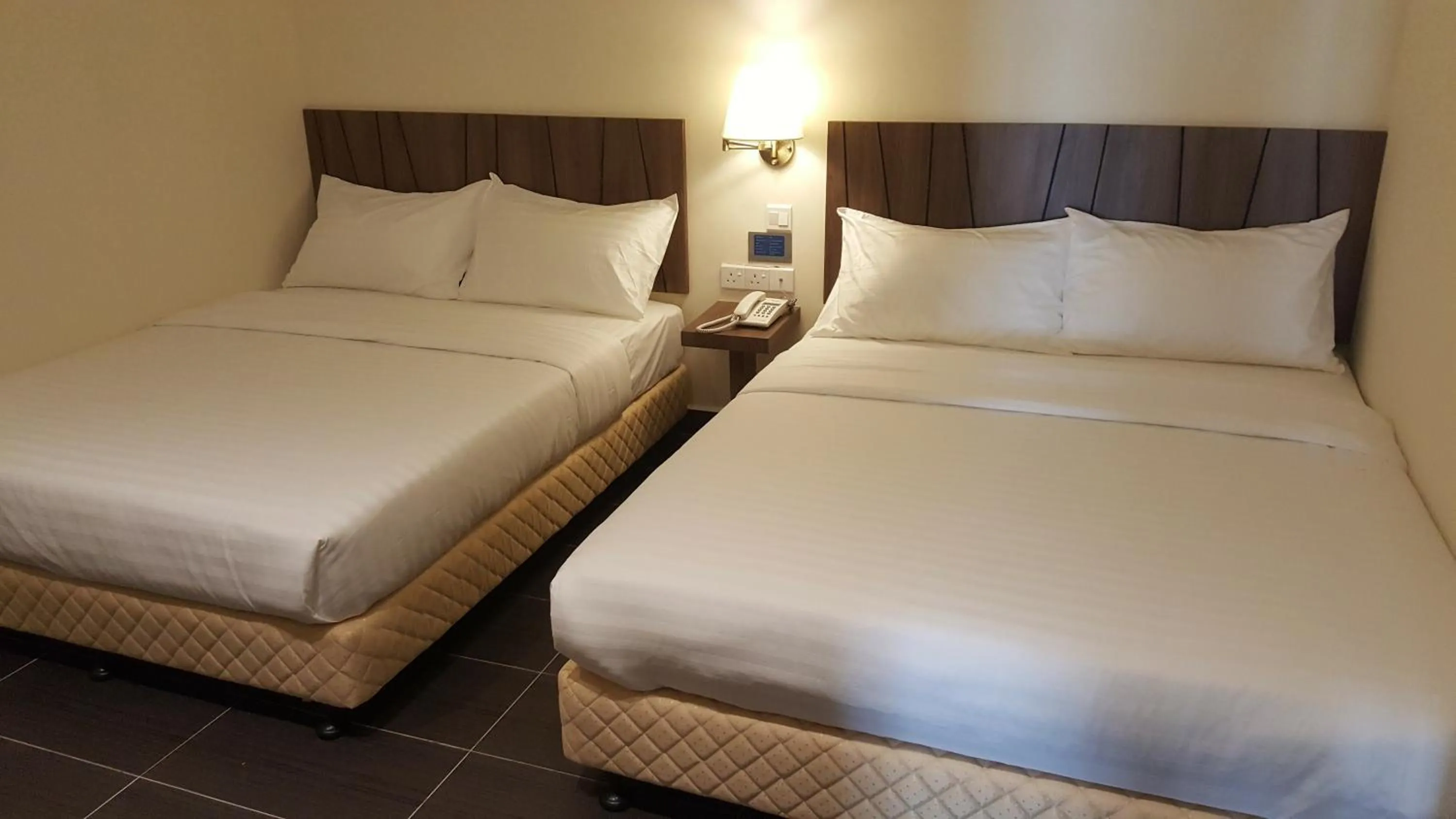 Bedroom, Bed in 9 Square Hotel - Seri Kembangan
