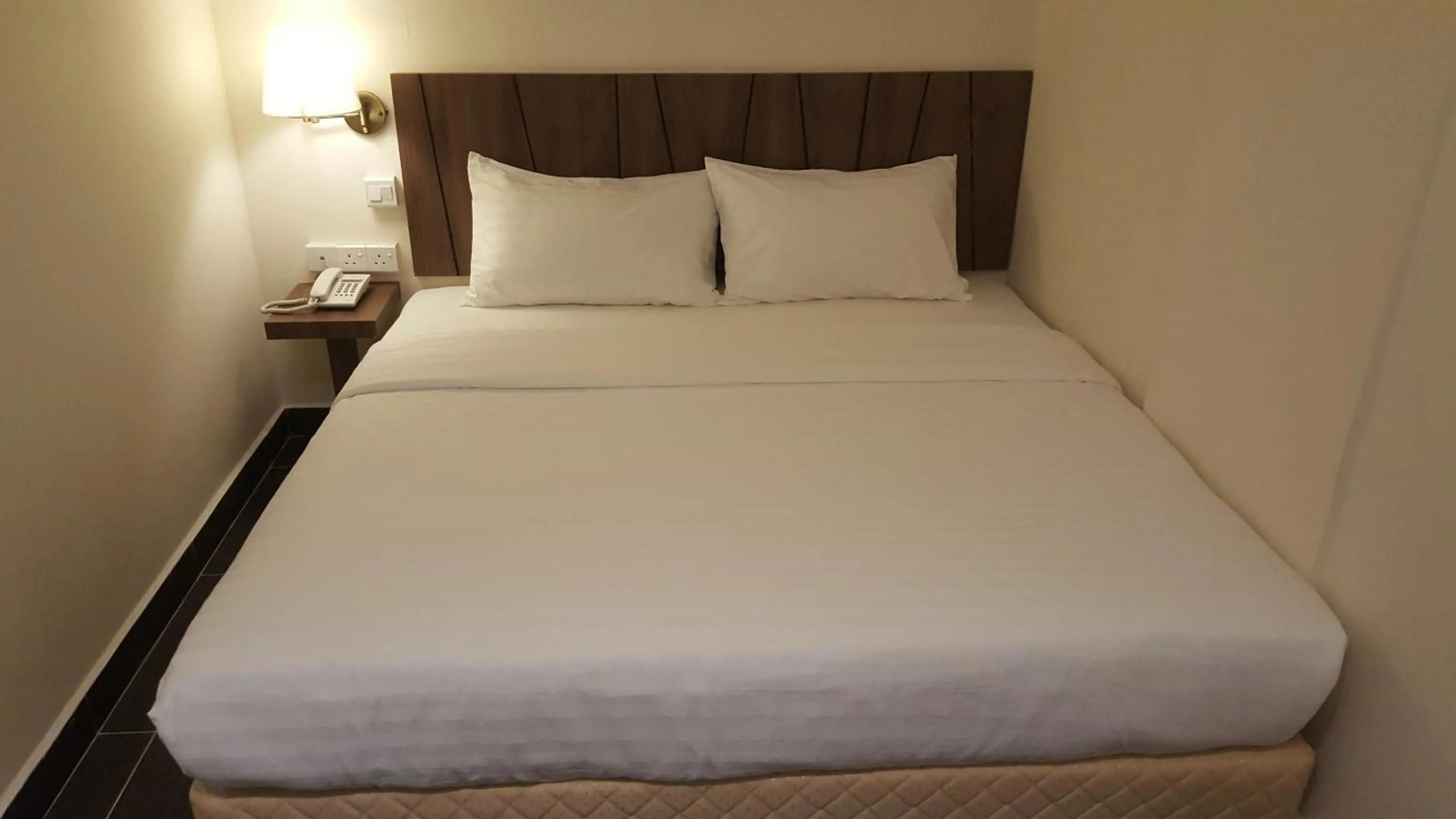 Bed in 9 Square Hotel - Seri Kembangan