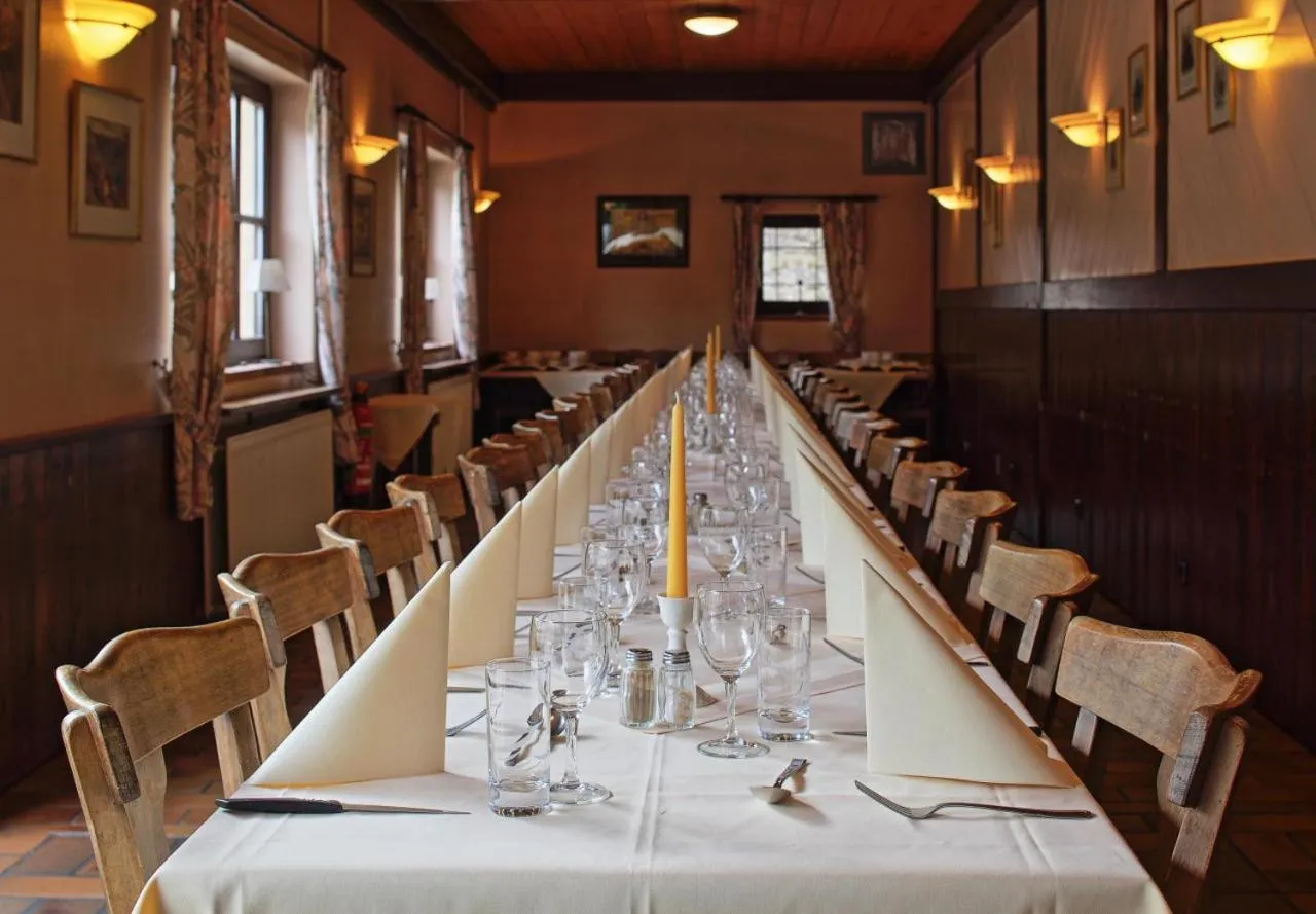 Restaurant/places to eat in Hotel Sieweburen