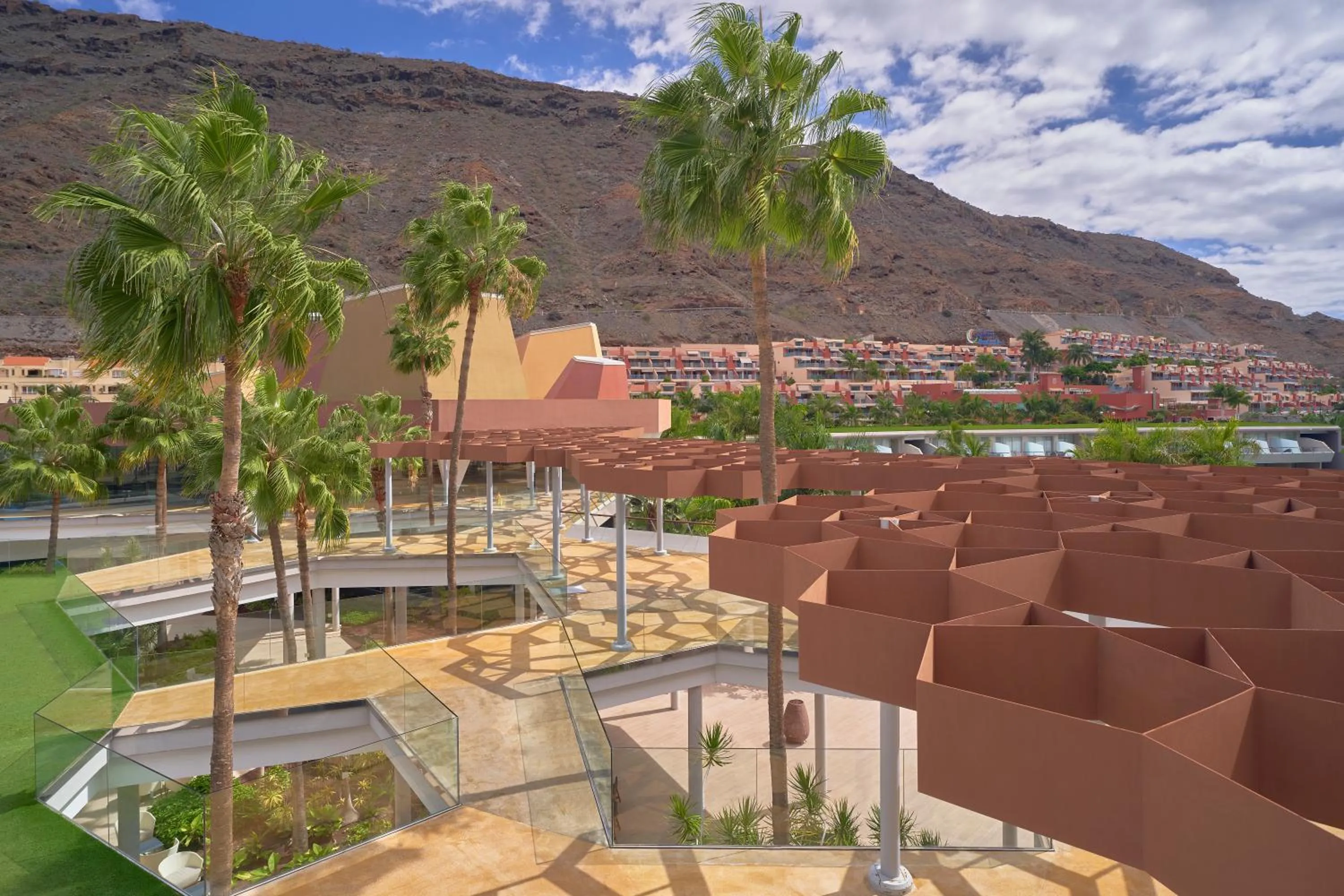 Area and facilities in Radisson Blu Resort & Spa, Gran Canaria Mogan