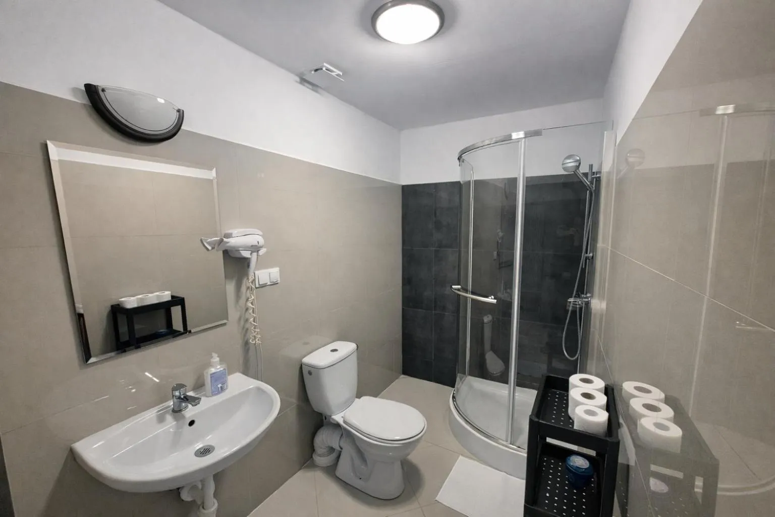 Shower in Hotel Bukowiec