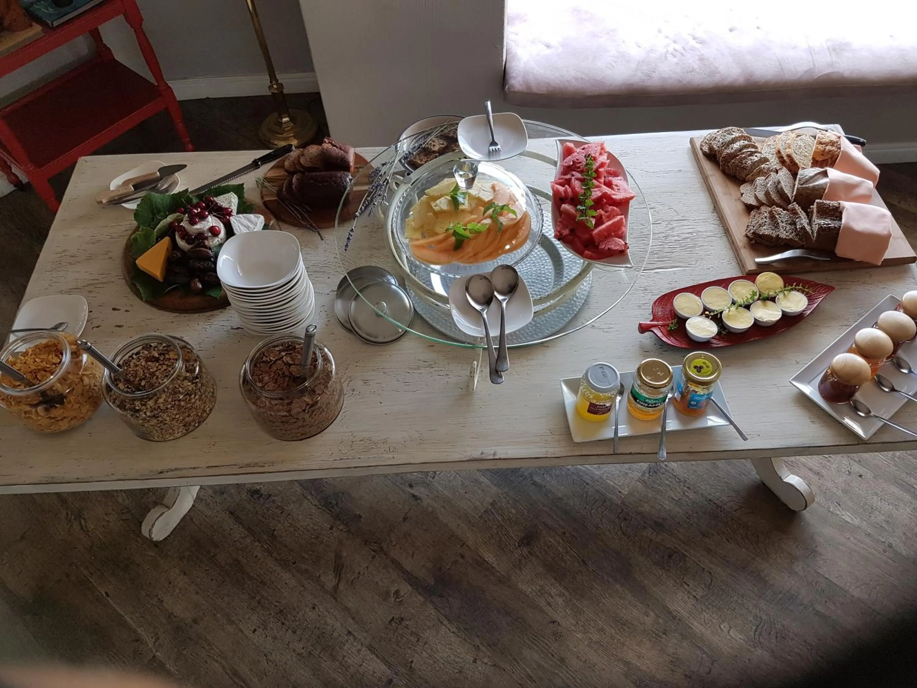 Buffet breakfast in Victorskloof Lodge