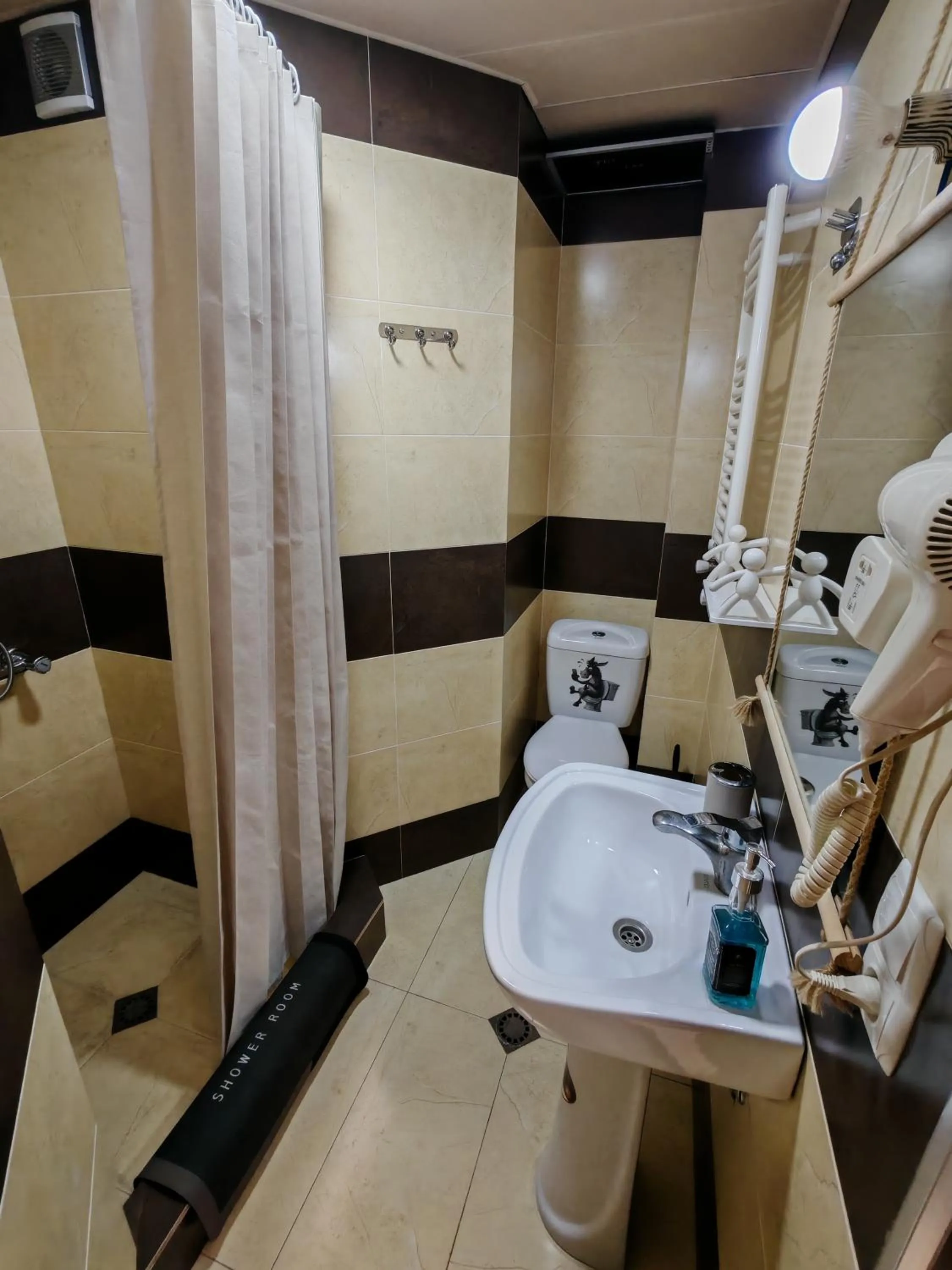 Shower in Qilimcha's Guesthouse-Art Museum