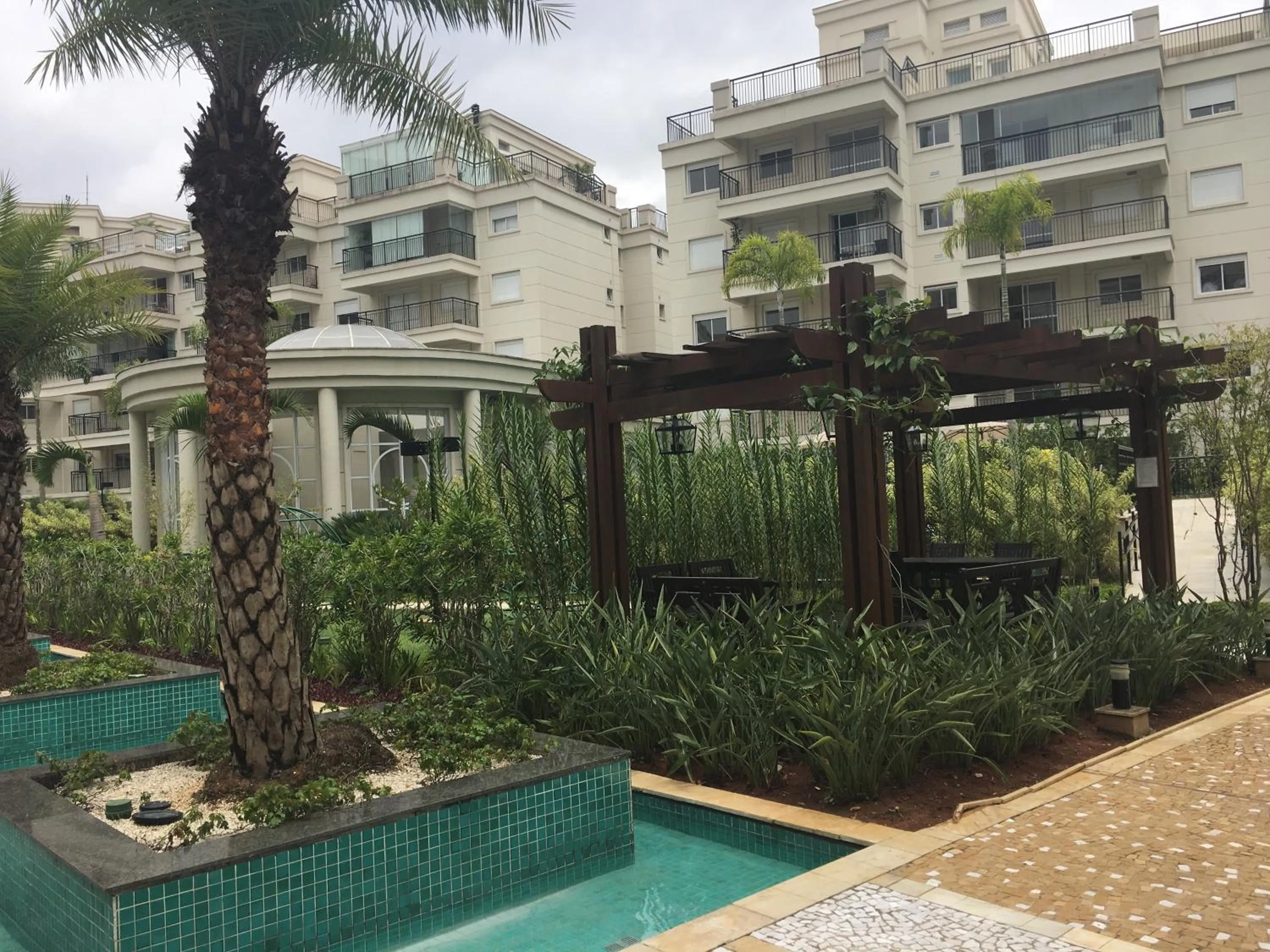 Property building in Menara - Perto do Hospital Albert Einstein e MorumBIS