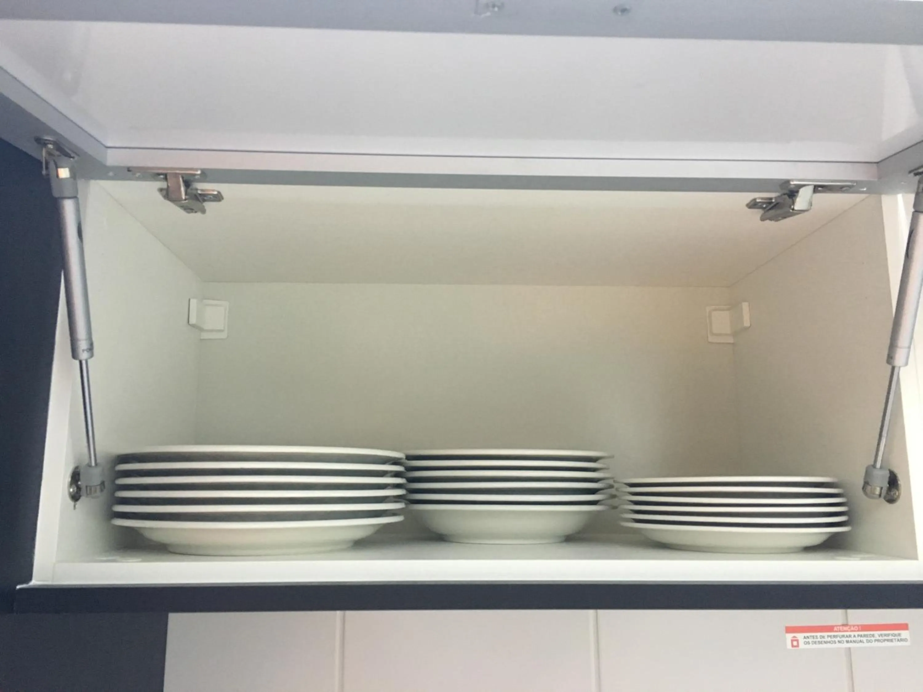 Kitchen or kitchenette in Menara - Perto do Hospital Albert Einstein e MorumBIS