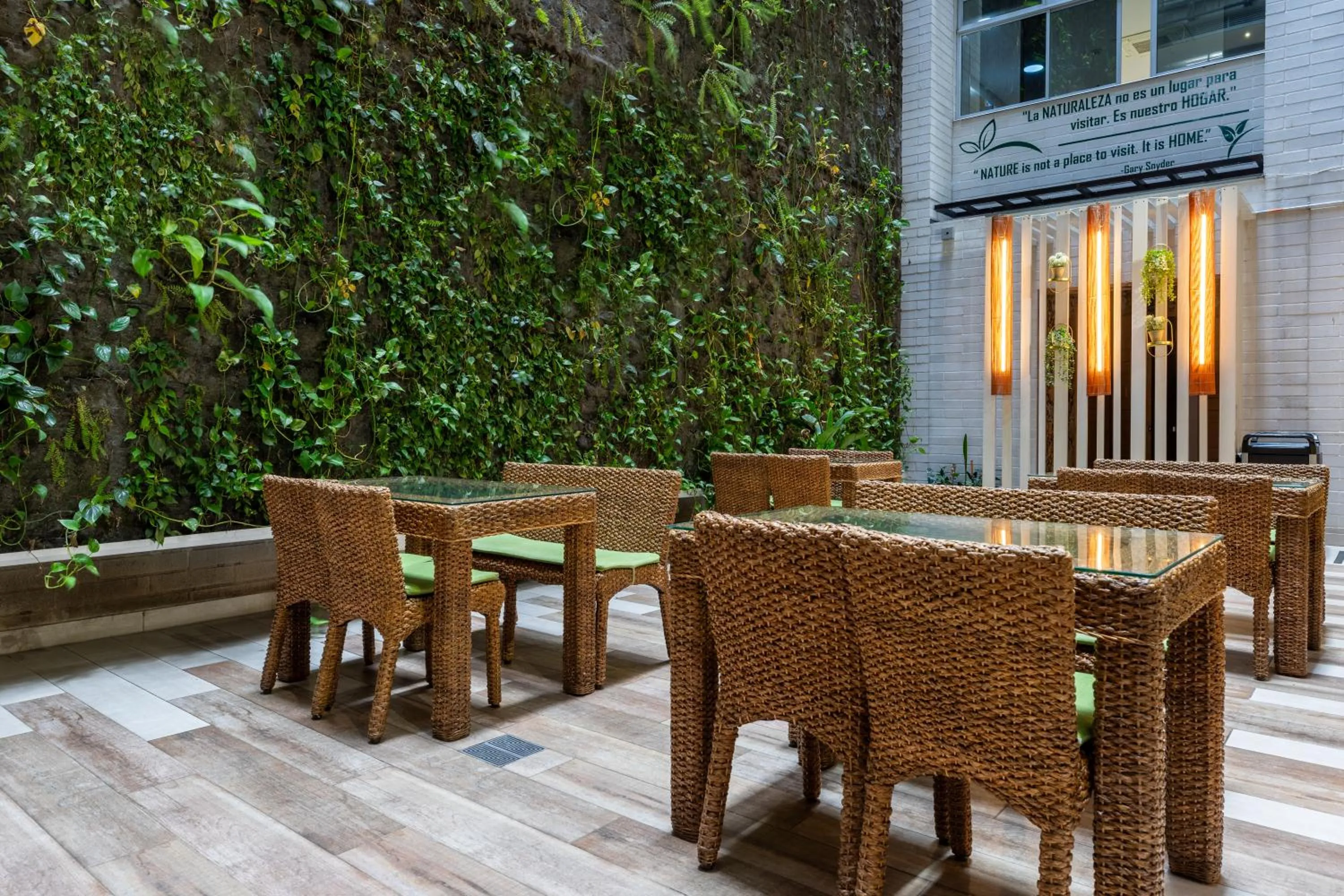 Restaurant/places to eat in Terra Biohotel