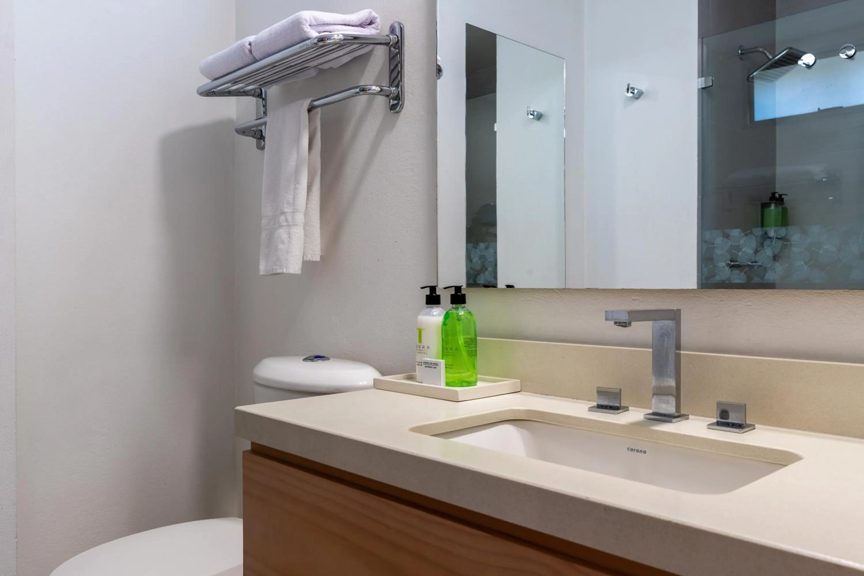 Bathroom in Terra Biohotel