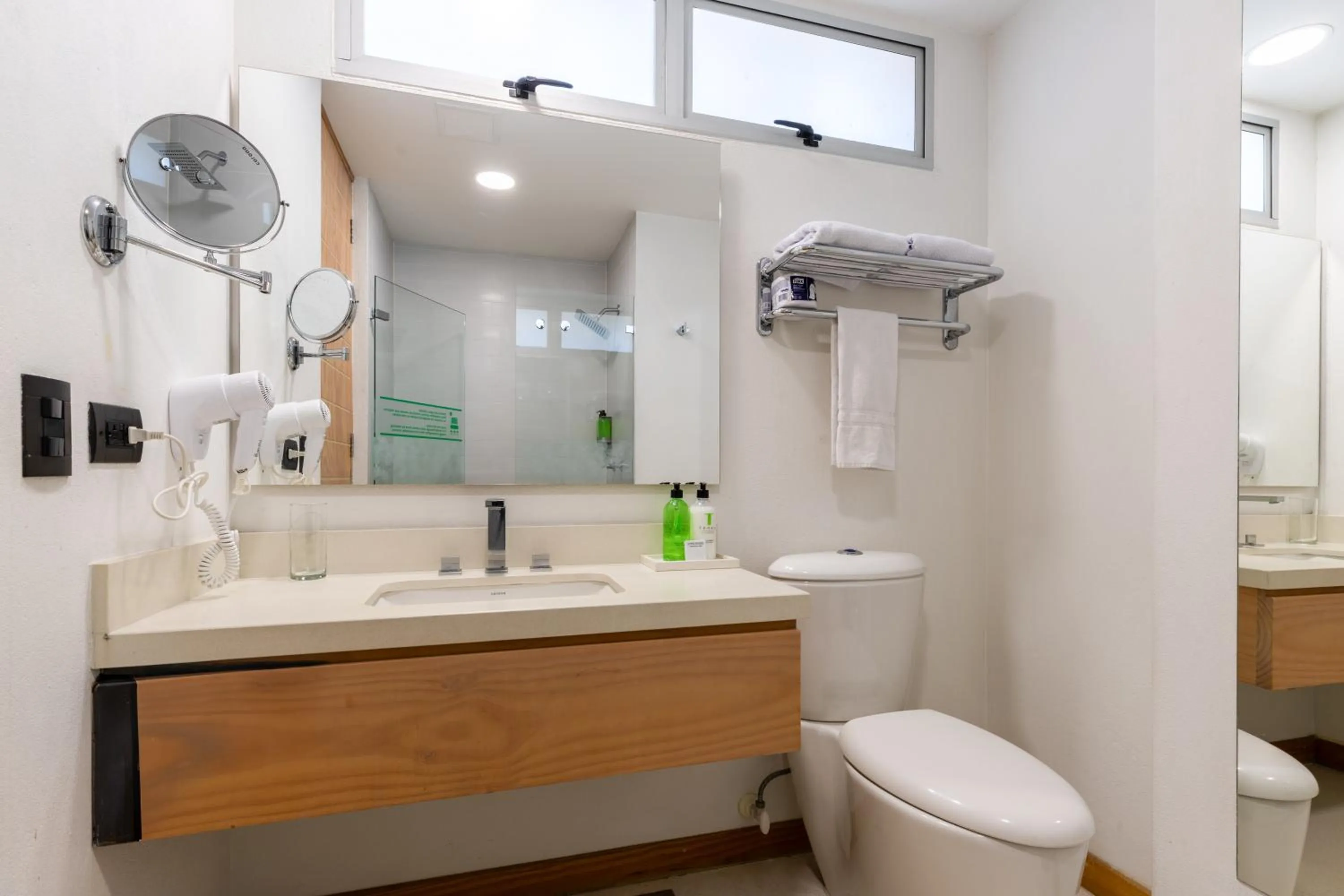Bathroom in Terra Biohotel
