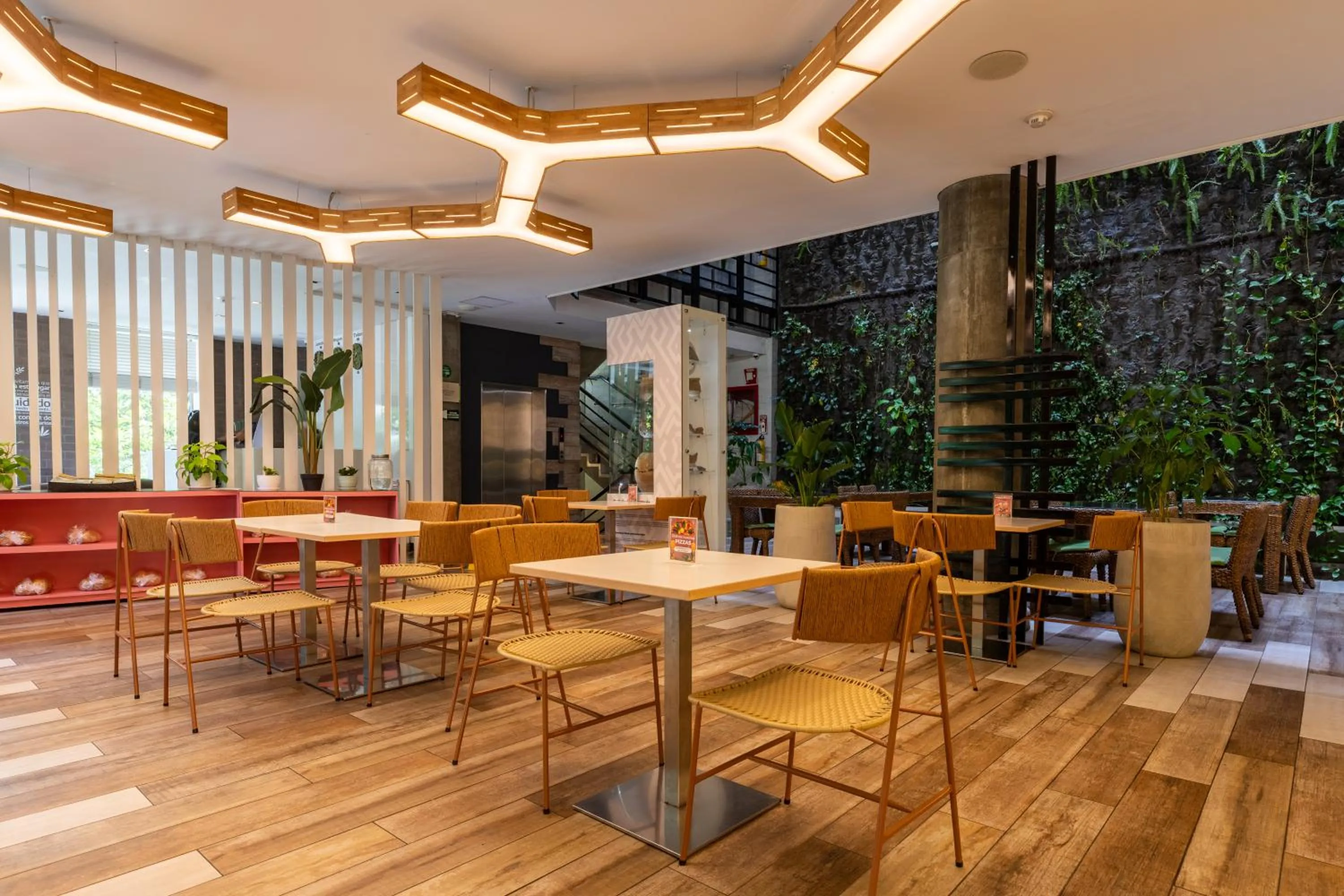 Restaurant/places to eat in Terra Biohotel