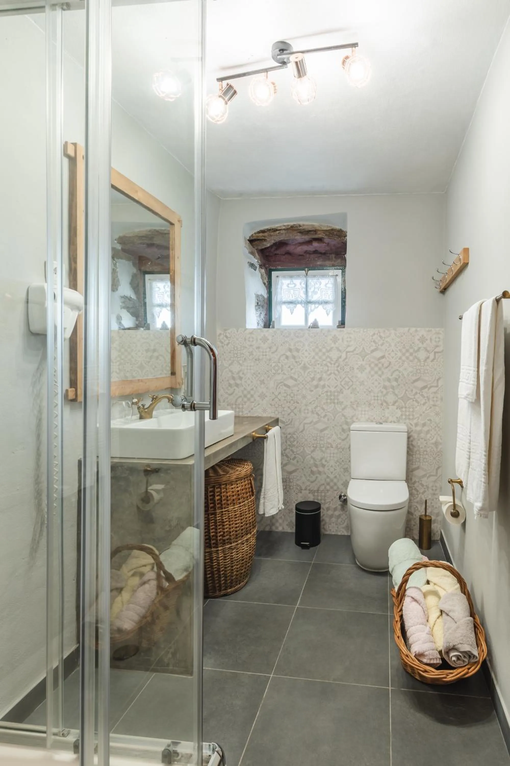 Bathroom in Aldeia da Cuada
