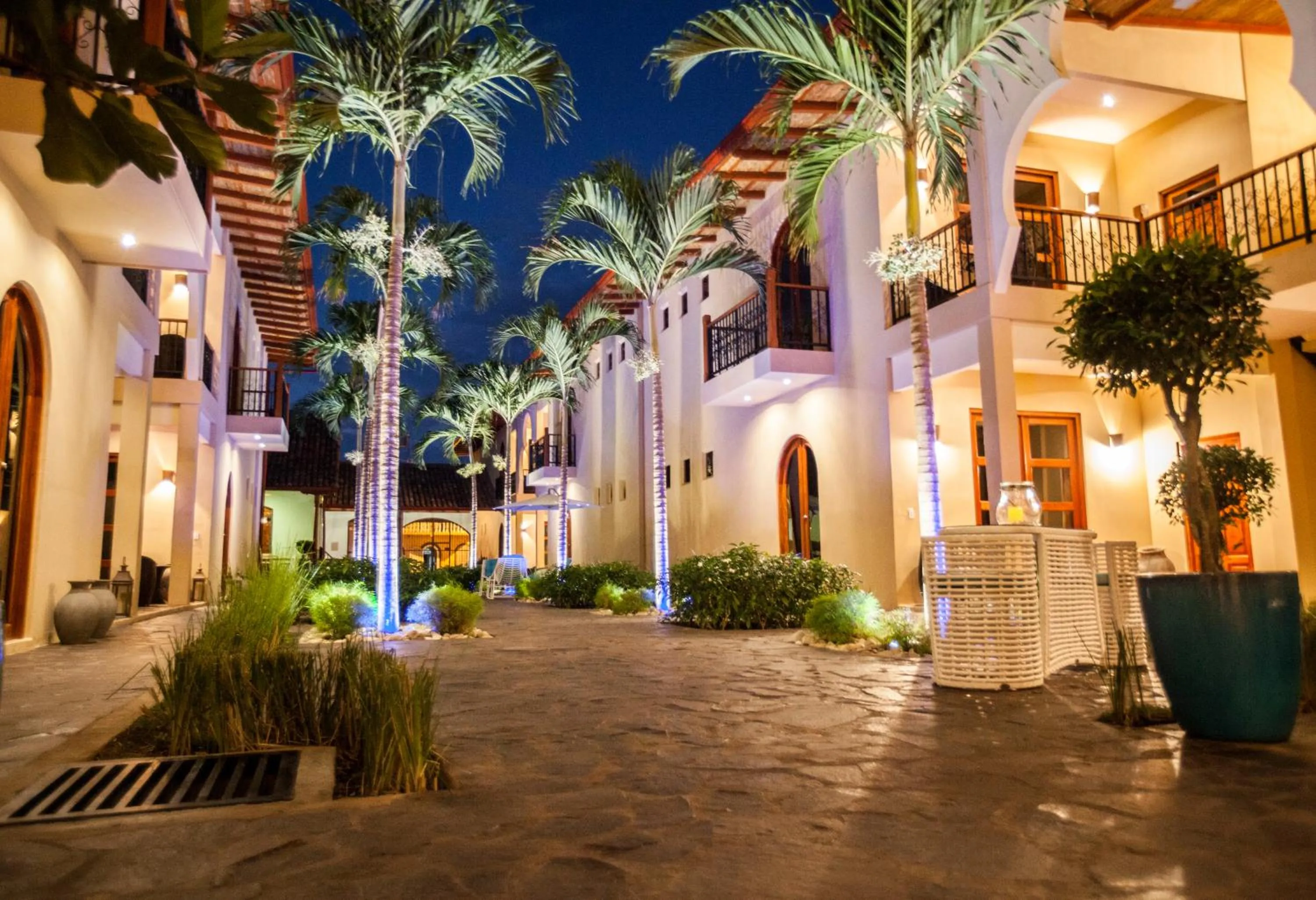 Property building in Hotel Plaza Marbella Granada