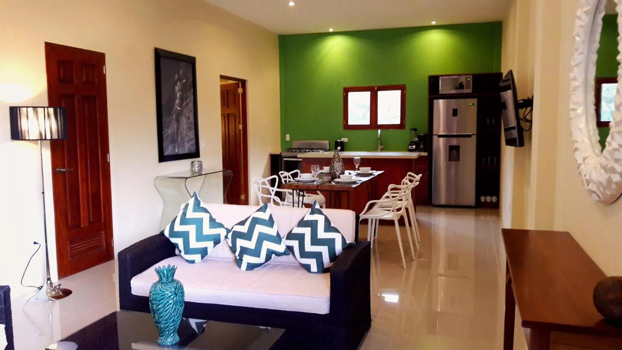 TV and multimedia in Hotel Plaza Marbella Granada