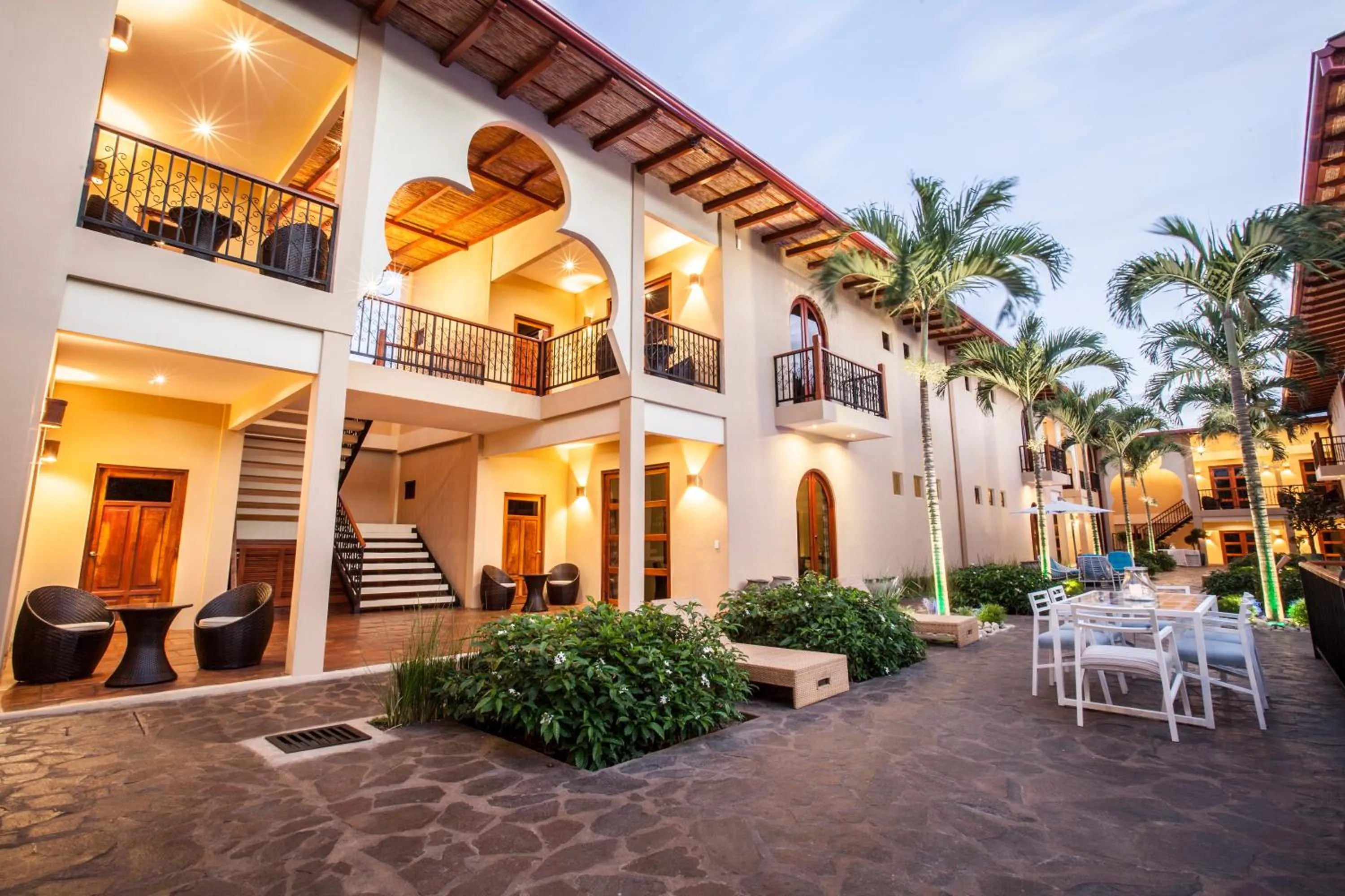 Property building in Hotel Plaza Marbella Granada