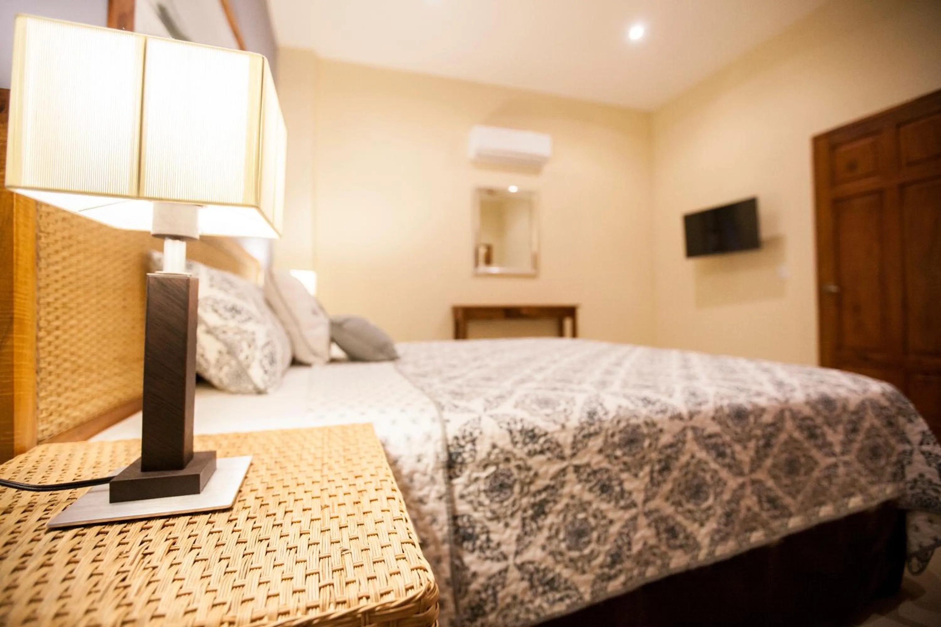 Bed in Hotel Plaza Marbella Granada