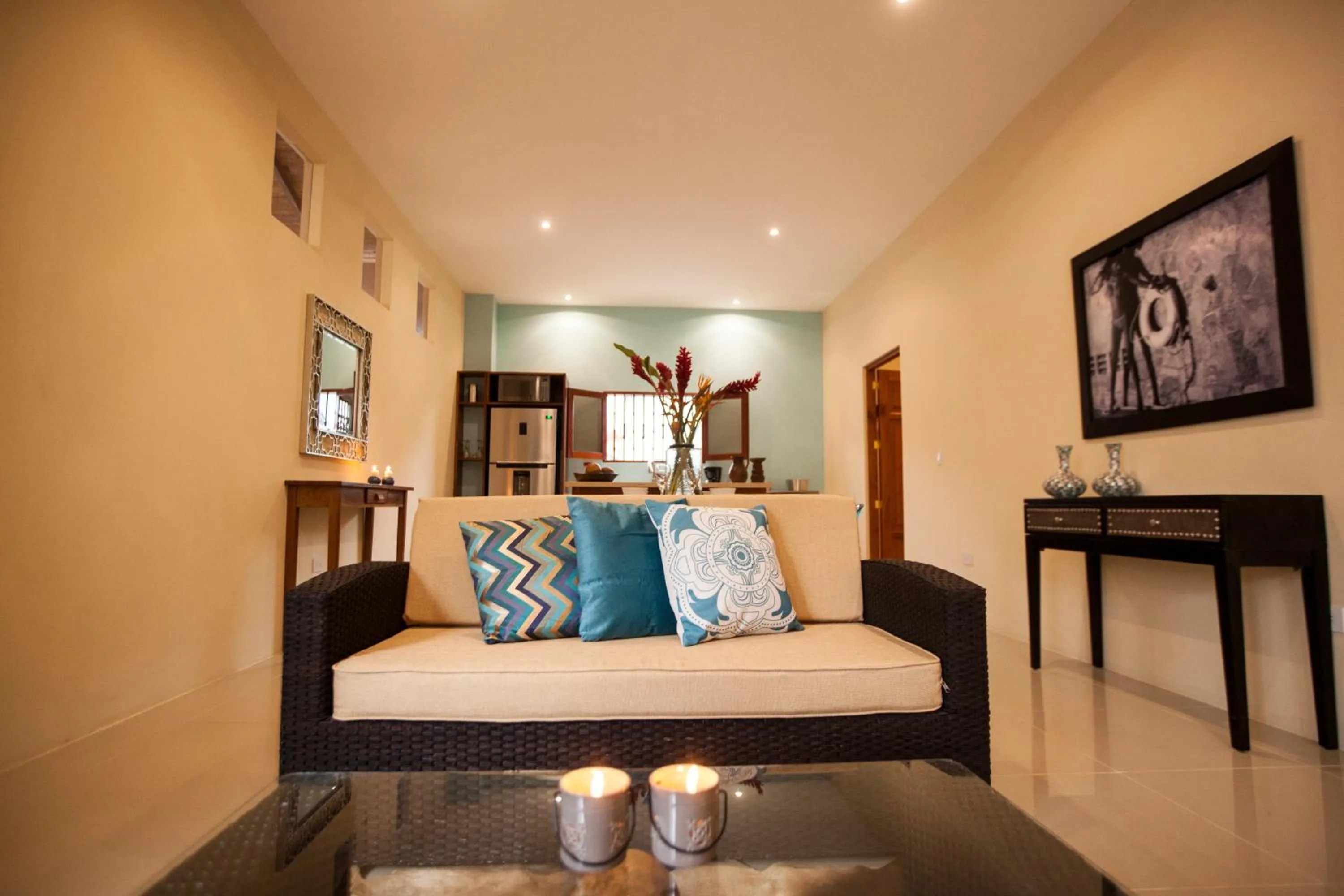 Living room, Bed in Hotel Plaza Marbella Granada