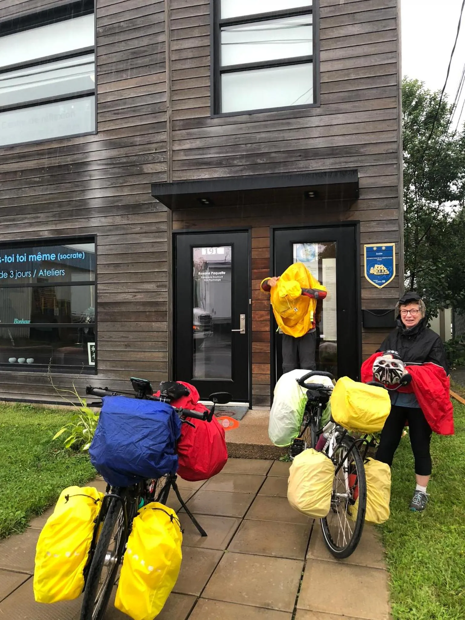 People in Gîte Zazen