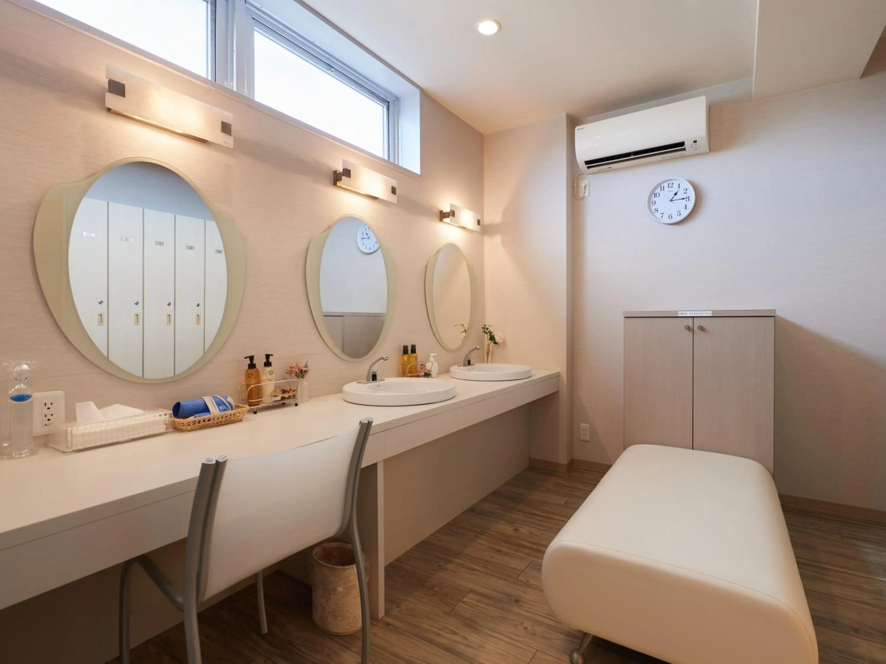 Spa and wellness centre/facilities in Wind City Hotel