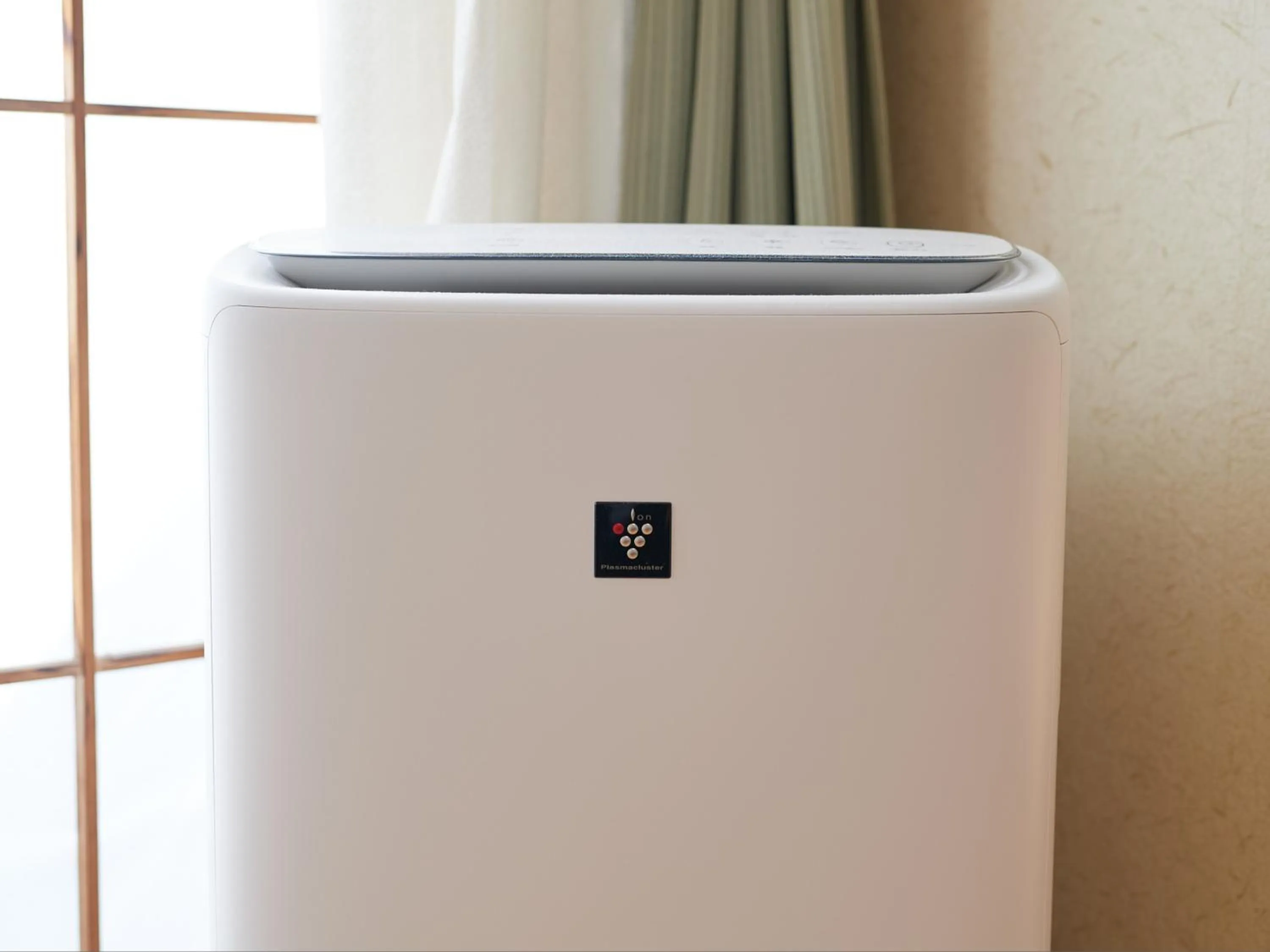 Photo of the whole room in Wind City Hotel