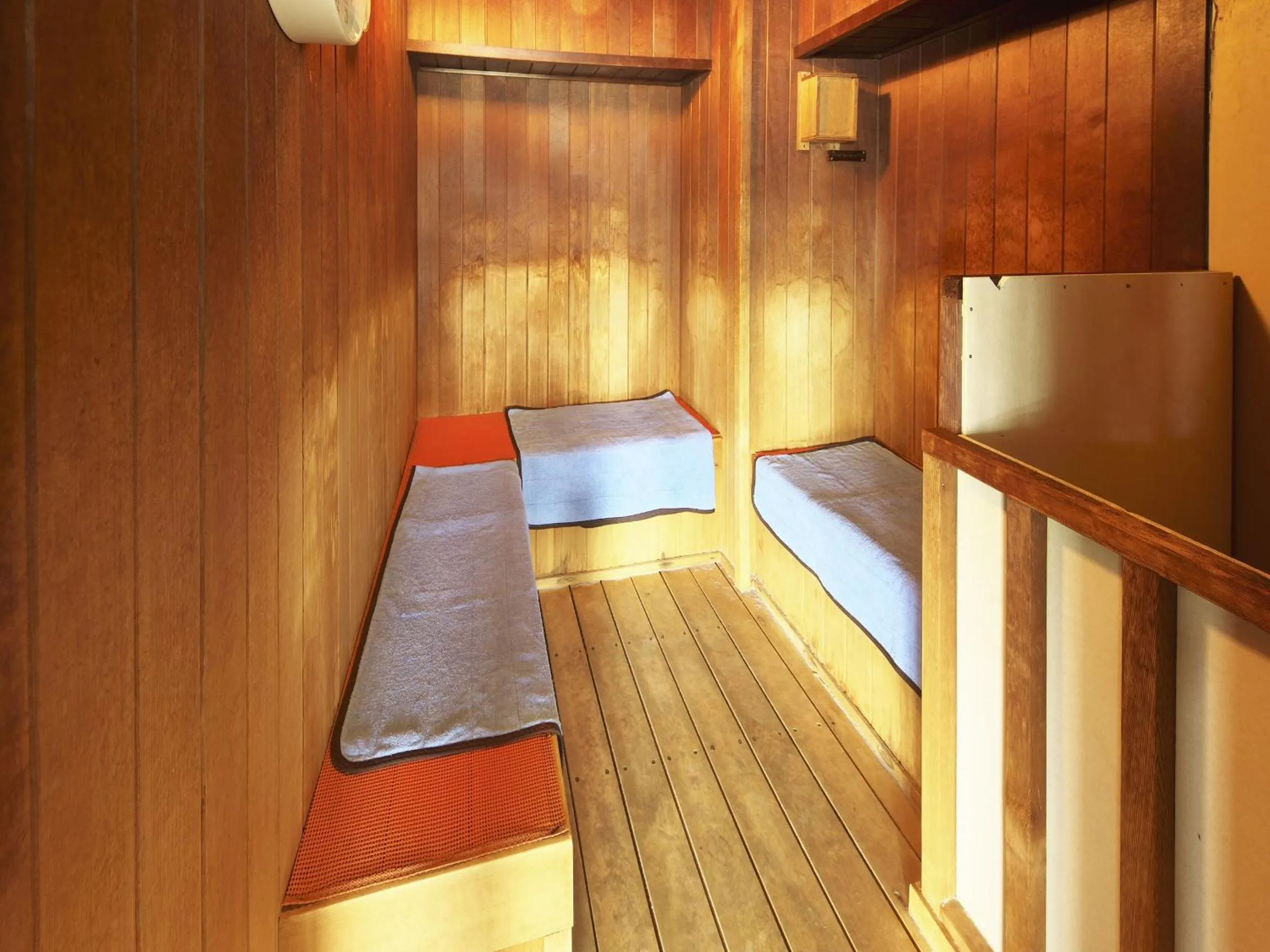 Sauna, Bed in Kichimu