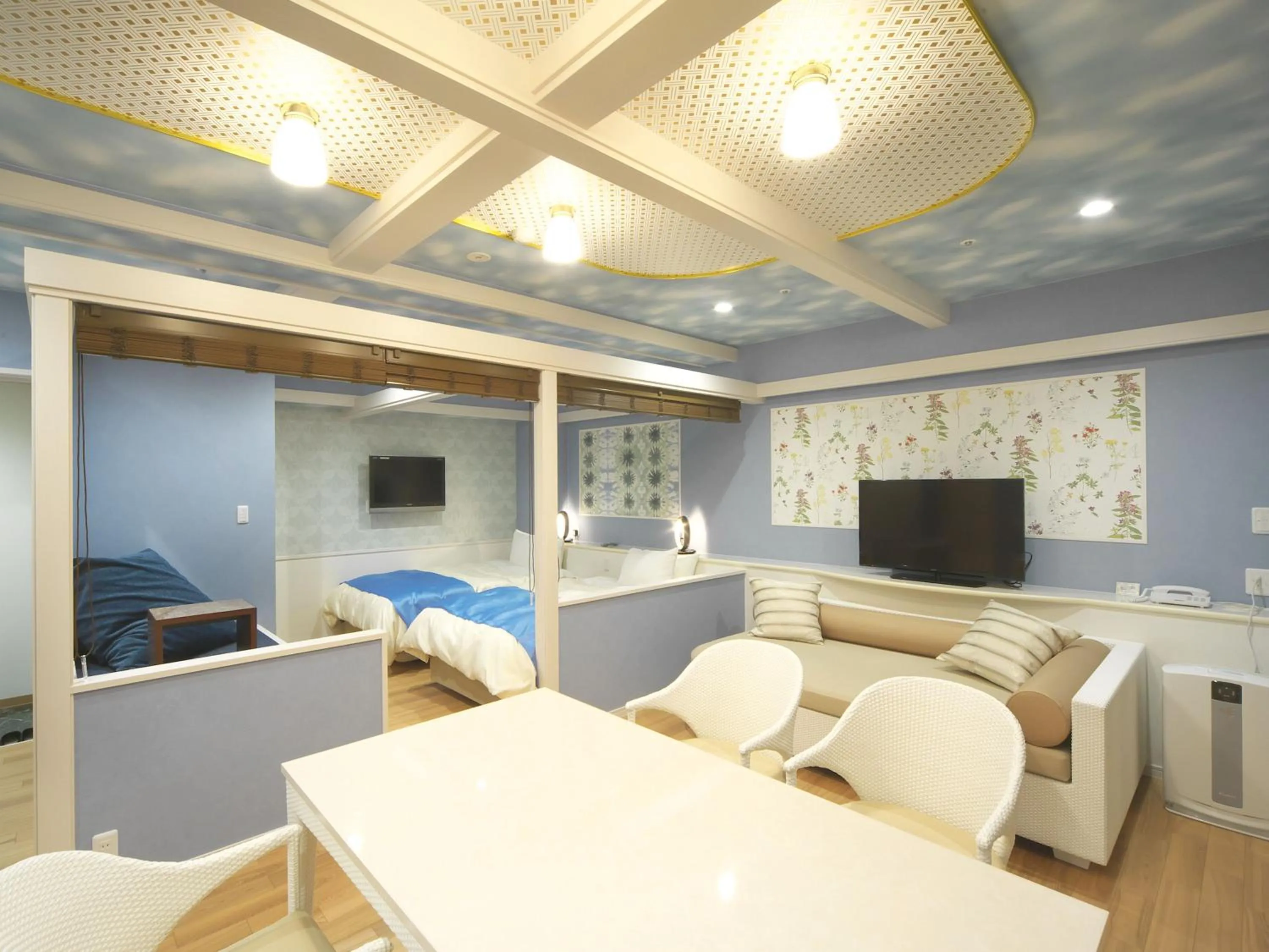 Photo of the whole room in Kichimu