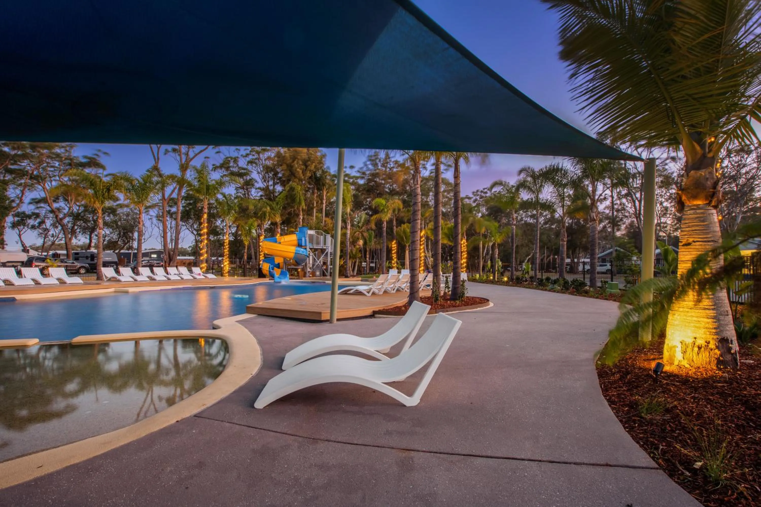 Swimming pool in BIG4 Tasman Holiday Parks - Racecourse Beach