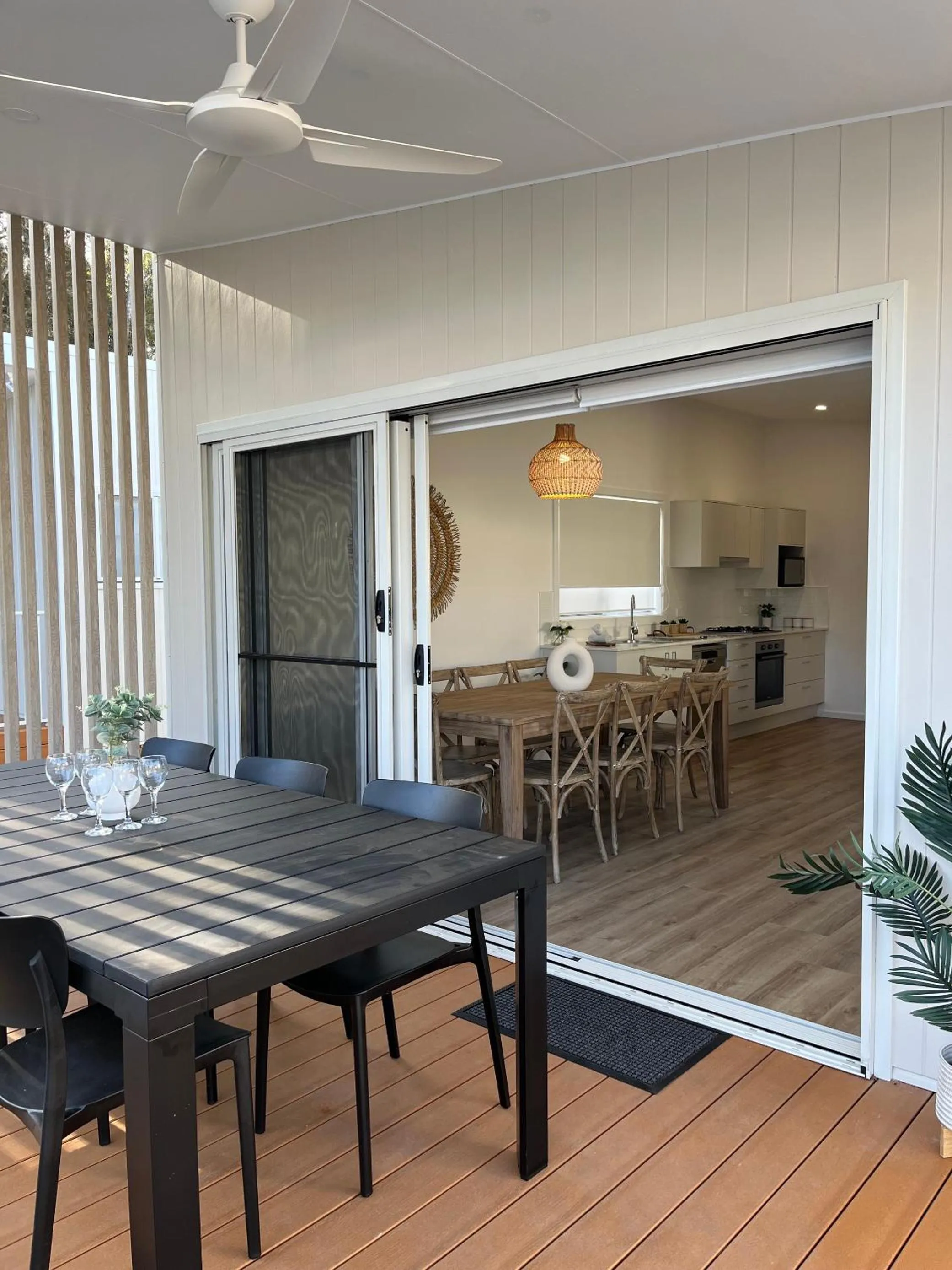 Patio in BIG4 Tasman Holiday Parks - Racecourse Beach