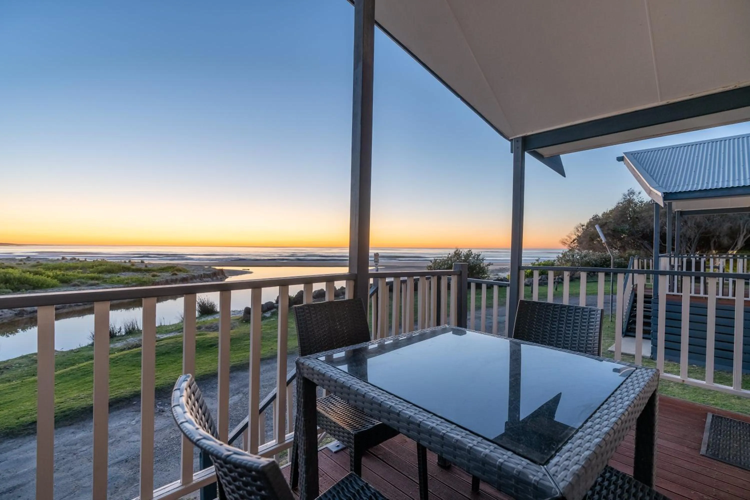 Sea view in BIG4 Tasman Holiday Parks - Racecourse Beach