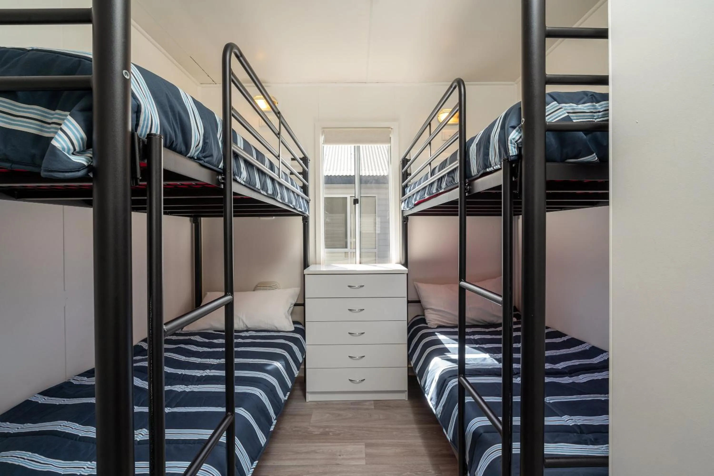 bunk bed, Bed in BIG4 Tasman Holiday Parks - Racecourse Beach