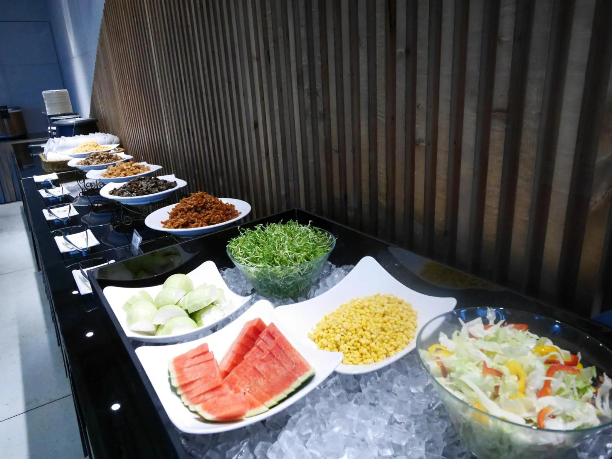 Food and drinks in The Deer Resort