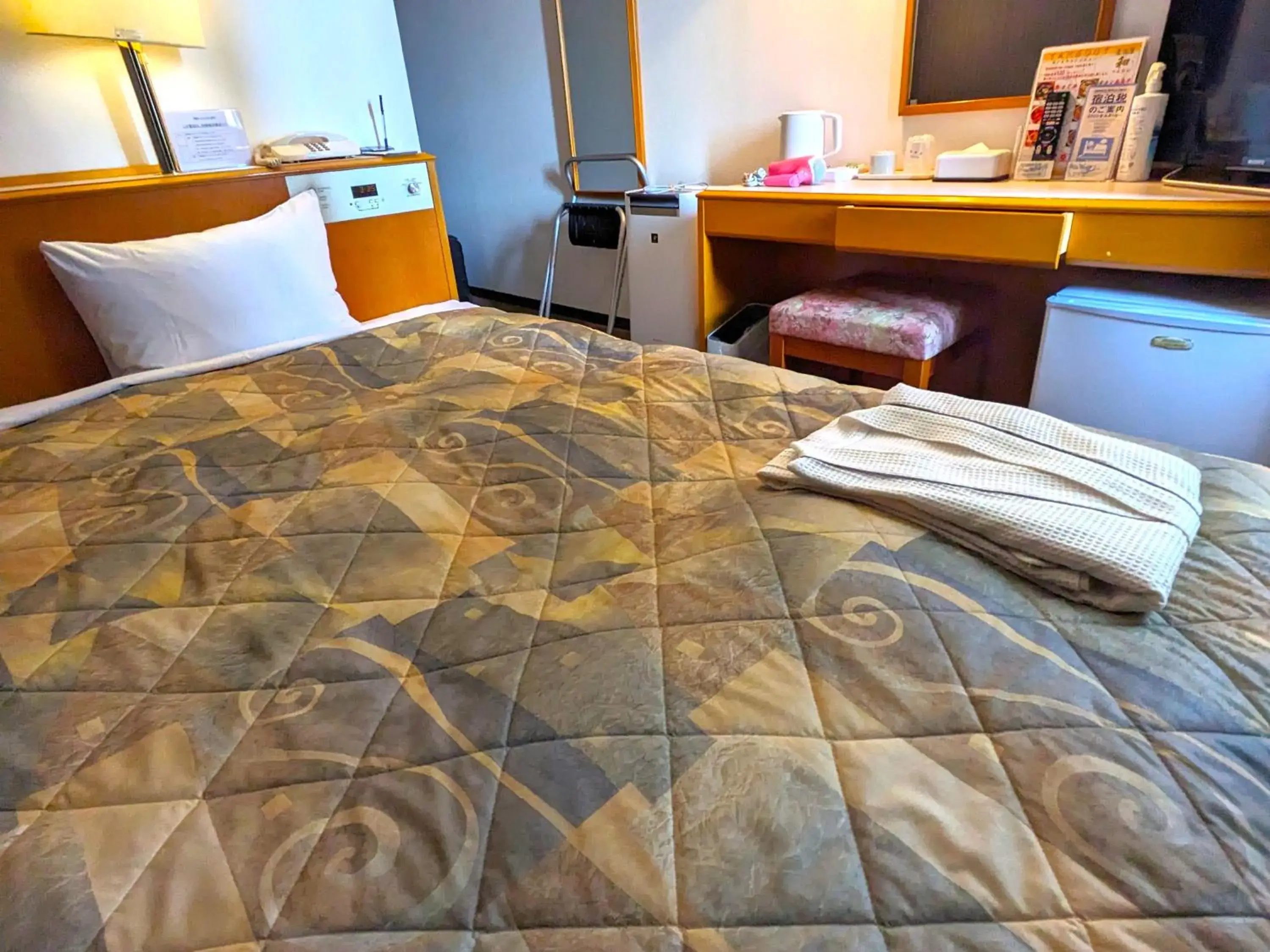 Double Room with Small Double Bed - Smoking in Plaza Hotel Nogata Double Room with Small Double Bed - Smoking in Plaza Hotel Nogata