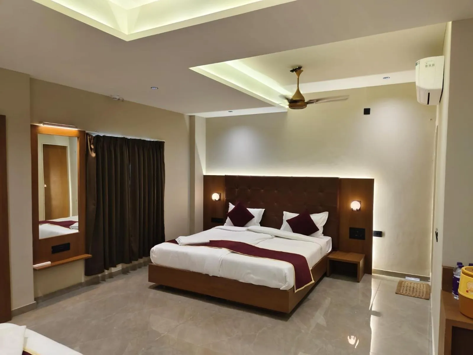 Goverdhan Greens Resort Dwarka l Hotels In Dwarka