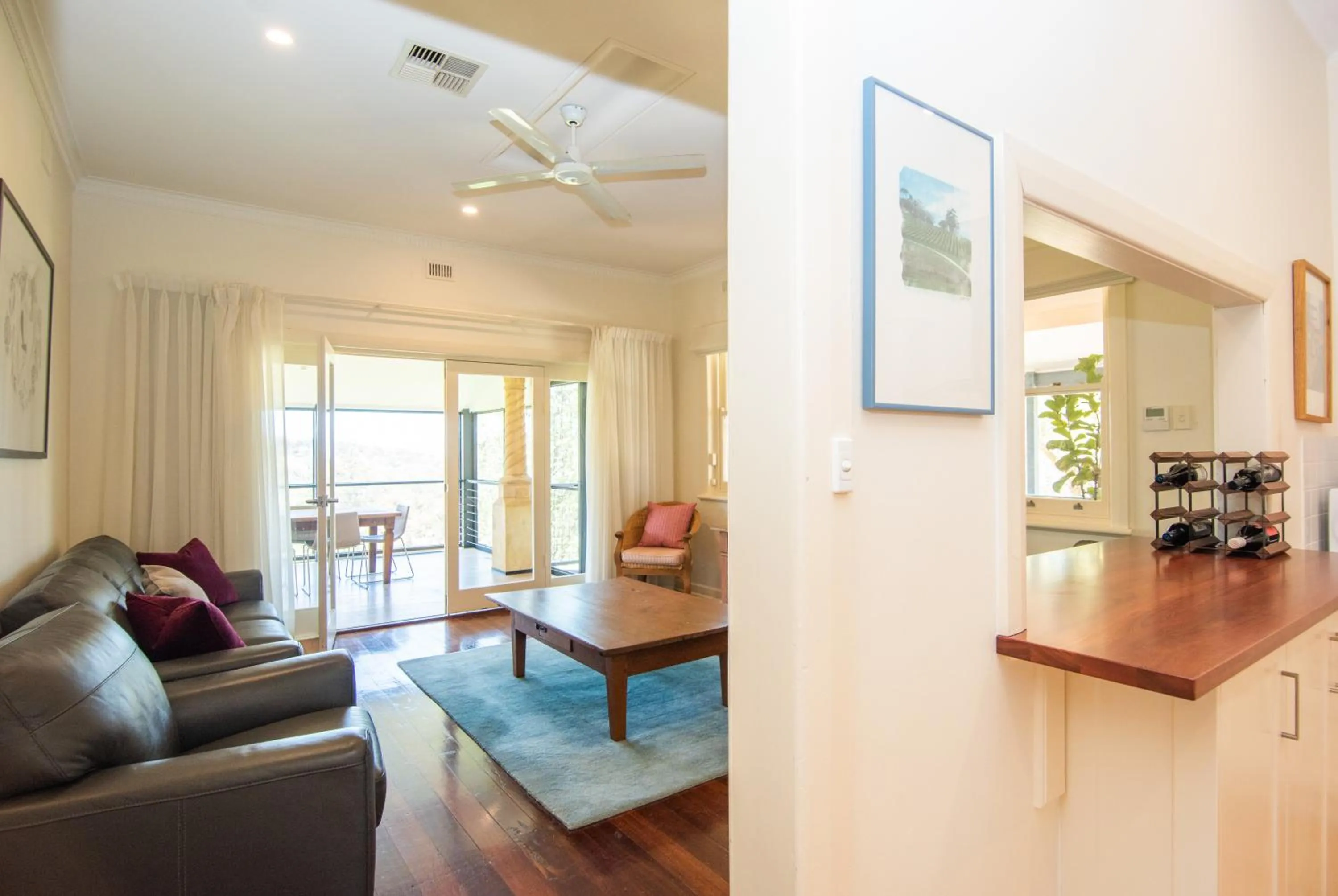 Living room in Longview Vineyard