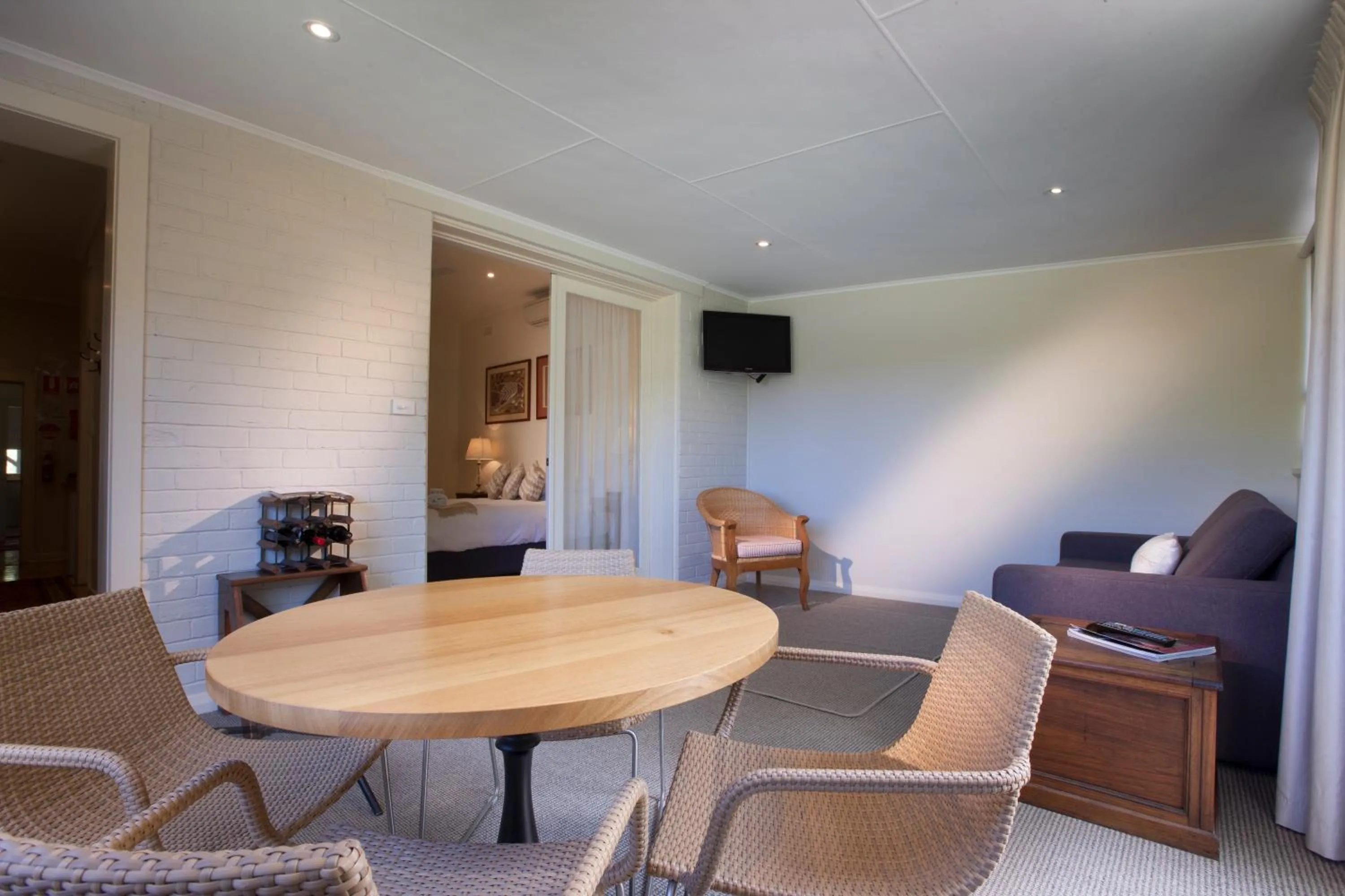 Living room in Longview Vineyard