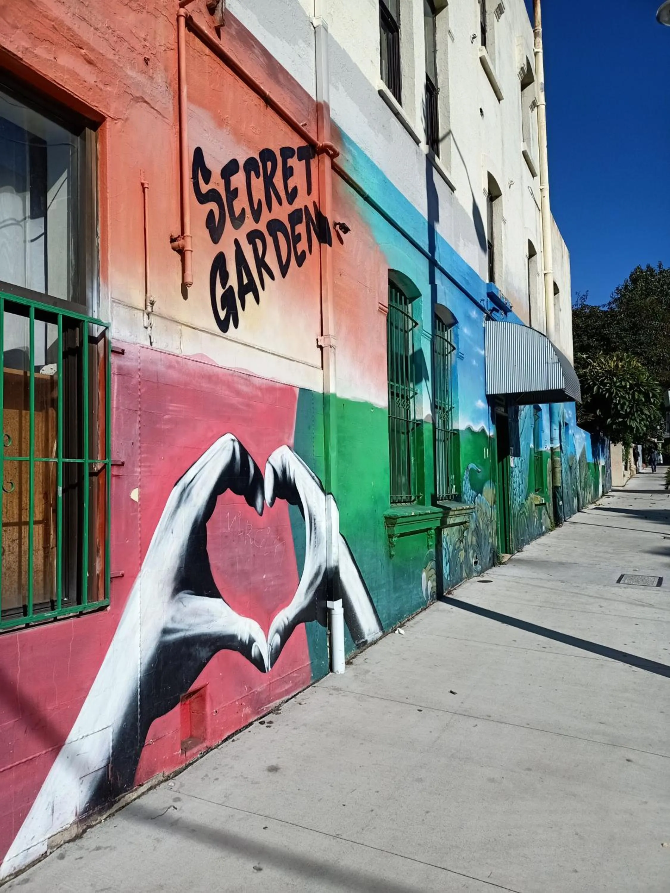 Property building in Secret Garden Backpackers, Sydney